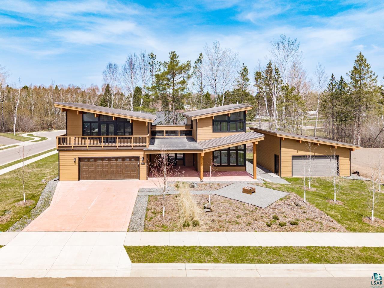 311 Hartley Hills Lane, Duluth, MN 55803 Listing Photo  4