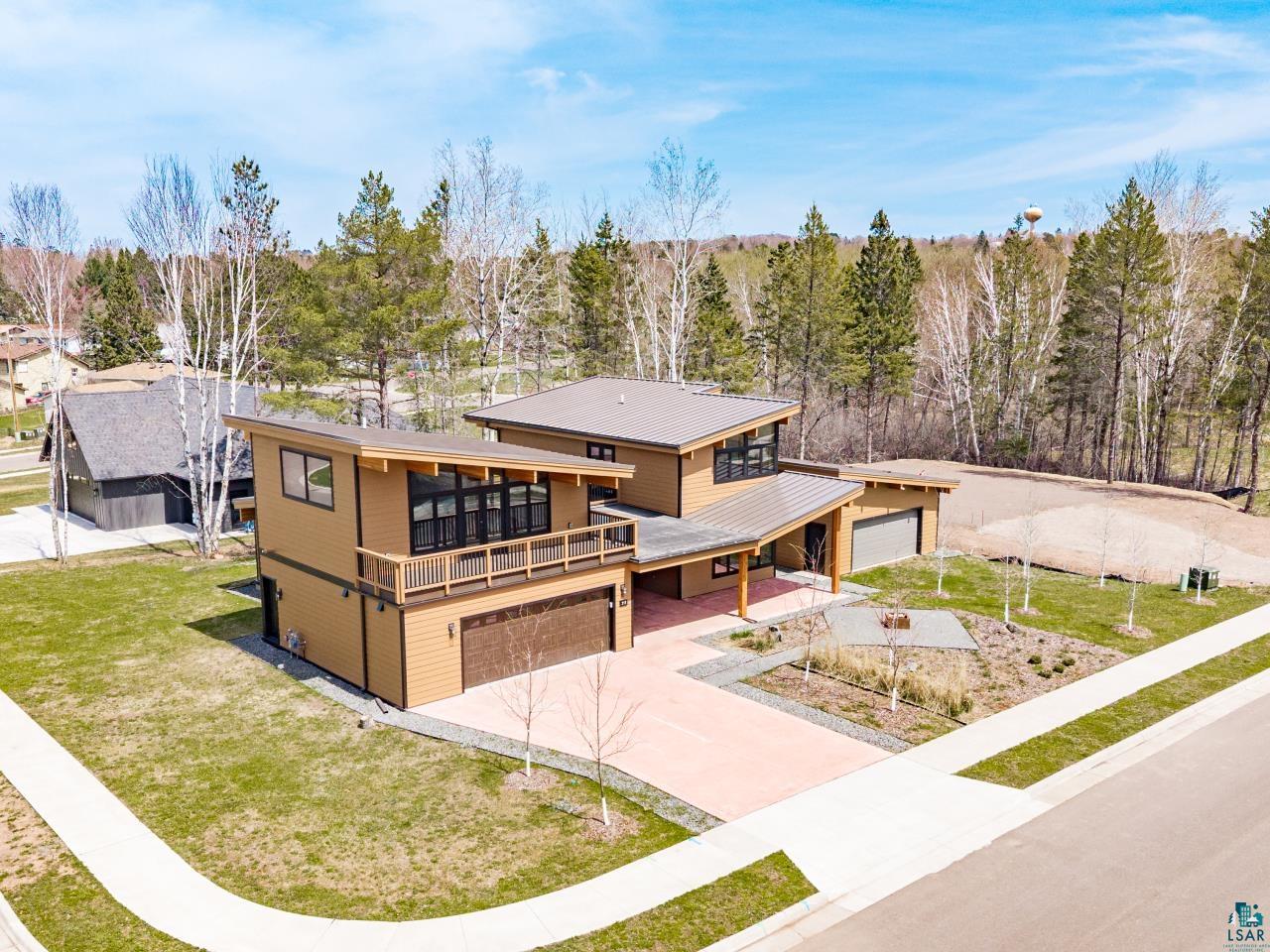311 Hartley Hills Lane, Duluth, MN 55803 Listing Photo  5