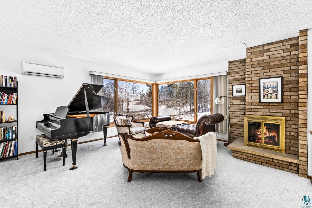 2009 Hutchinson Rd, Duluth, MN 55811 Listing Photo  6