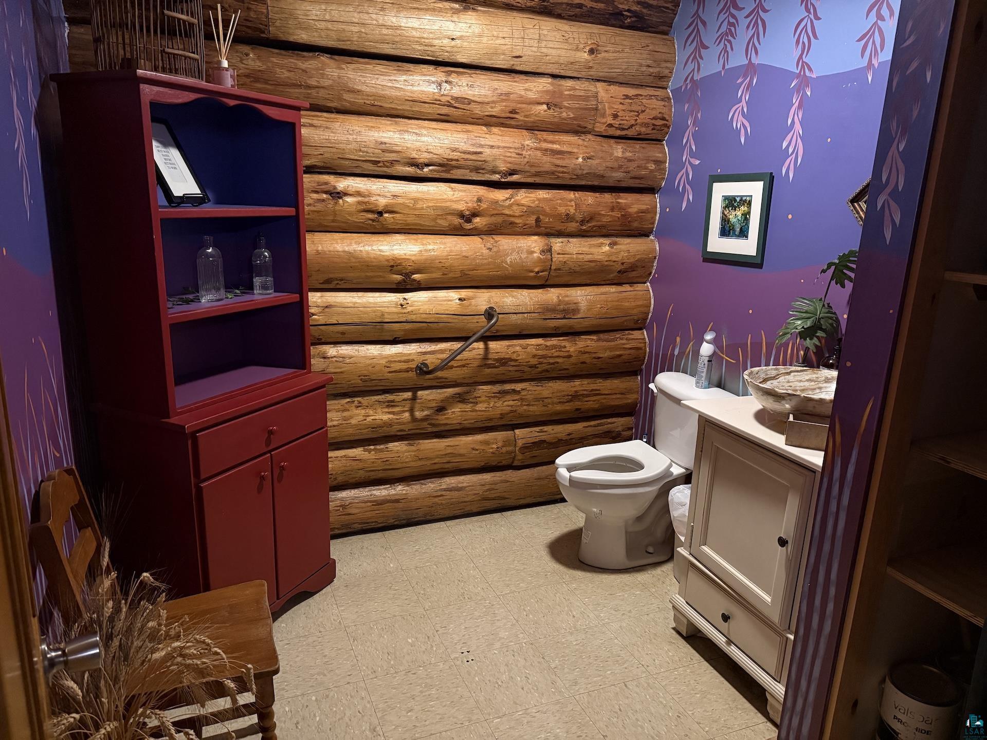 905 W Bayfield St, Washburn, WI 54891 Listing Photo  7