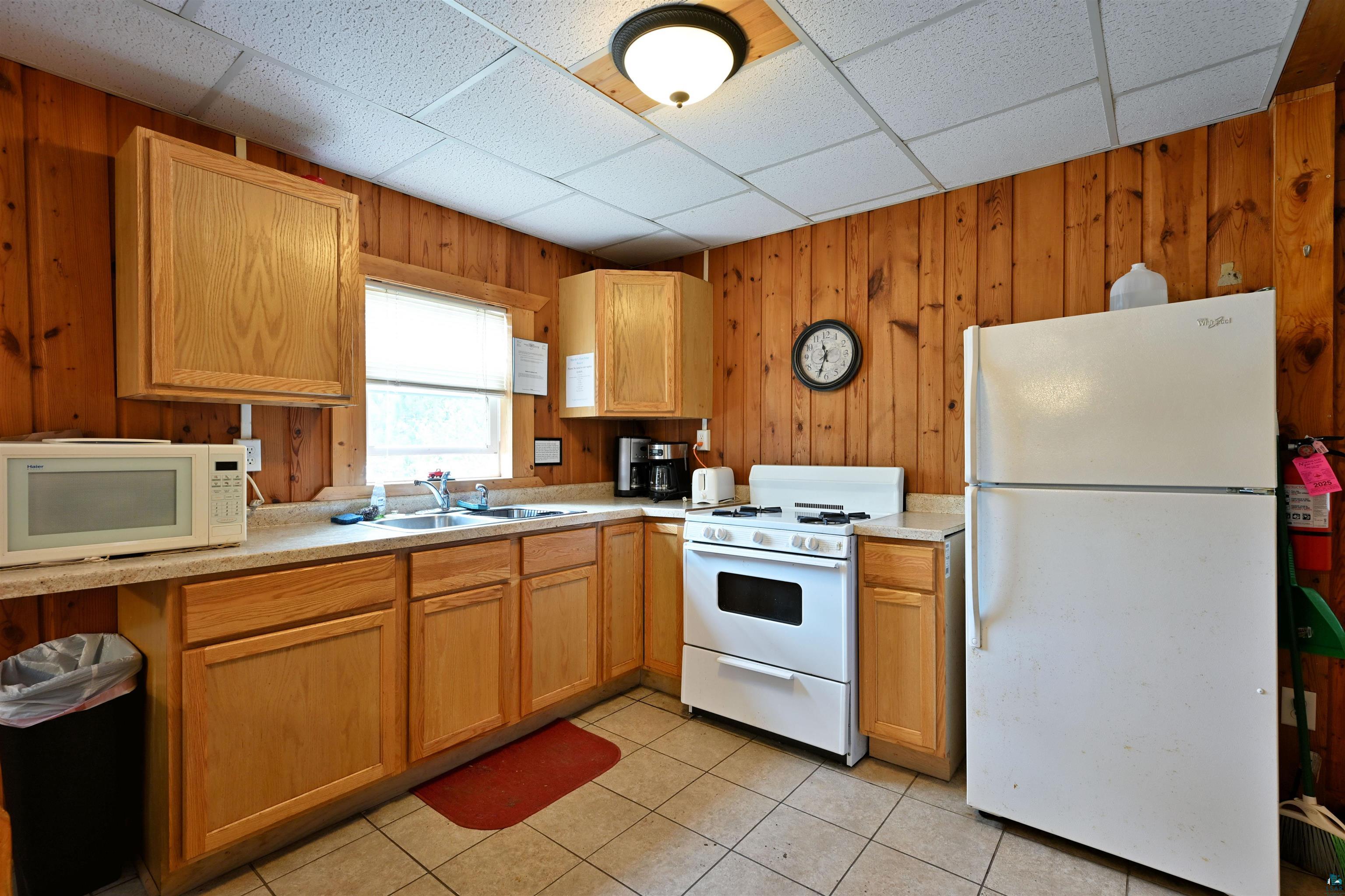 6833 View Point Lodge Rd, #14, Gordon, WI 54838 Listing Photo  14
