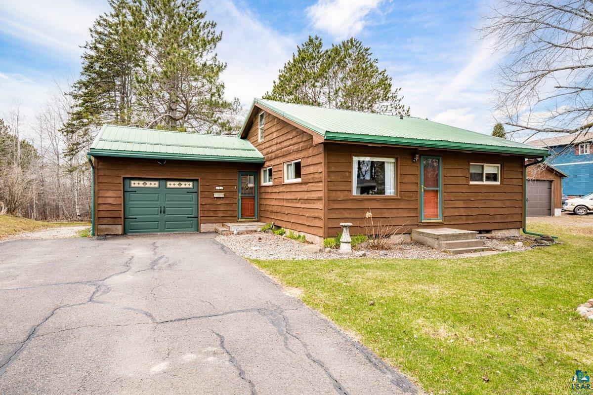408 Summit Ave, Proctor, MN 55810 Listing Photo  3