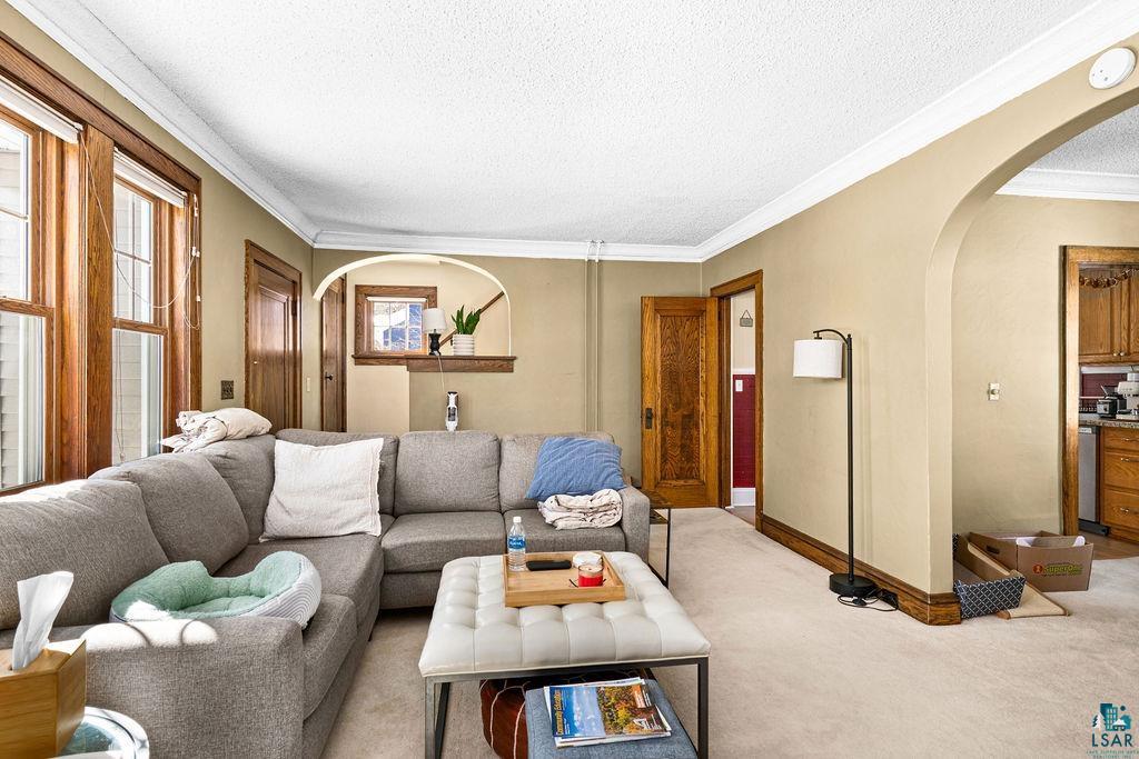 233 W Kent Rd, Duluth, MN 55812 Listing Photo  9