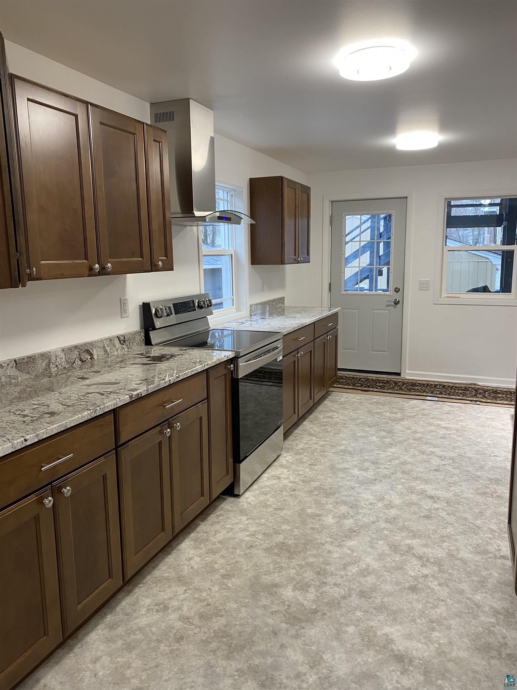 1033 85th Ave W, Duluth, MN 55808 Listing Photo  16