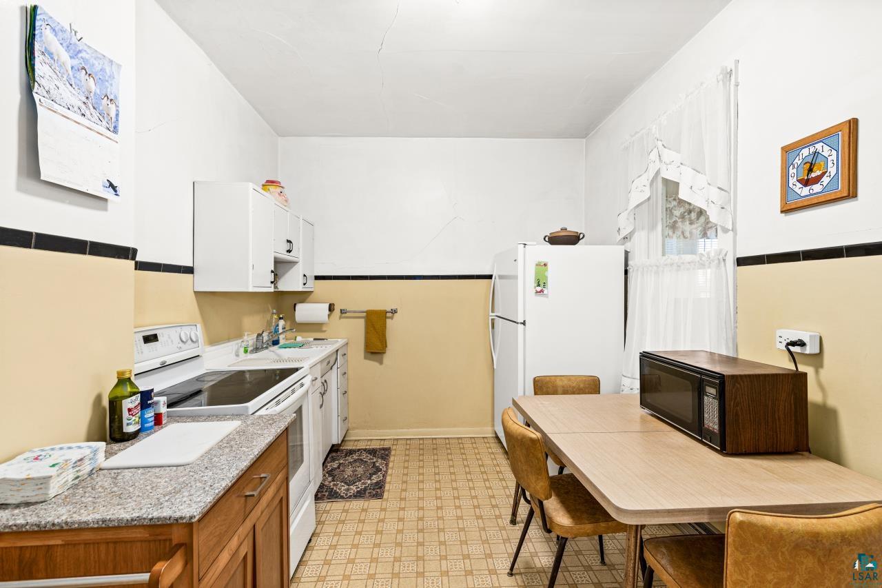 2326 W 2nd St, Duluth, MN 55806 Listing Photo  12