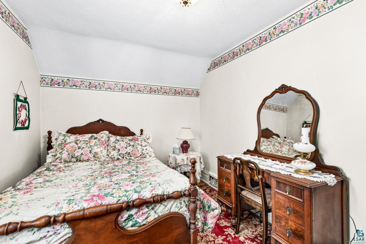 2326 W 2nd St, Duluth, MN 55806 Listing Photo  20