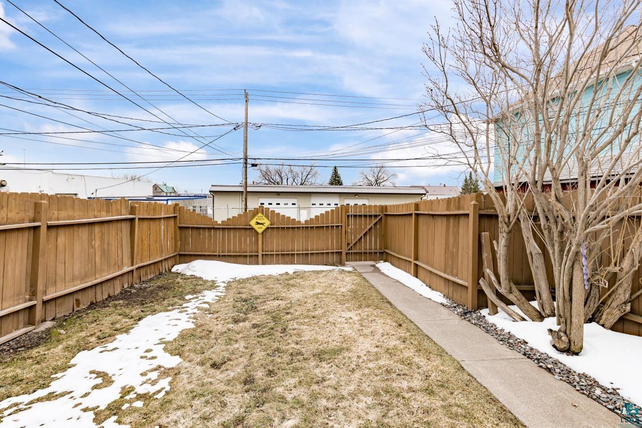 2326 W 2nd St, Duluth, MN 55806 Listing Photo  35