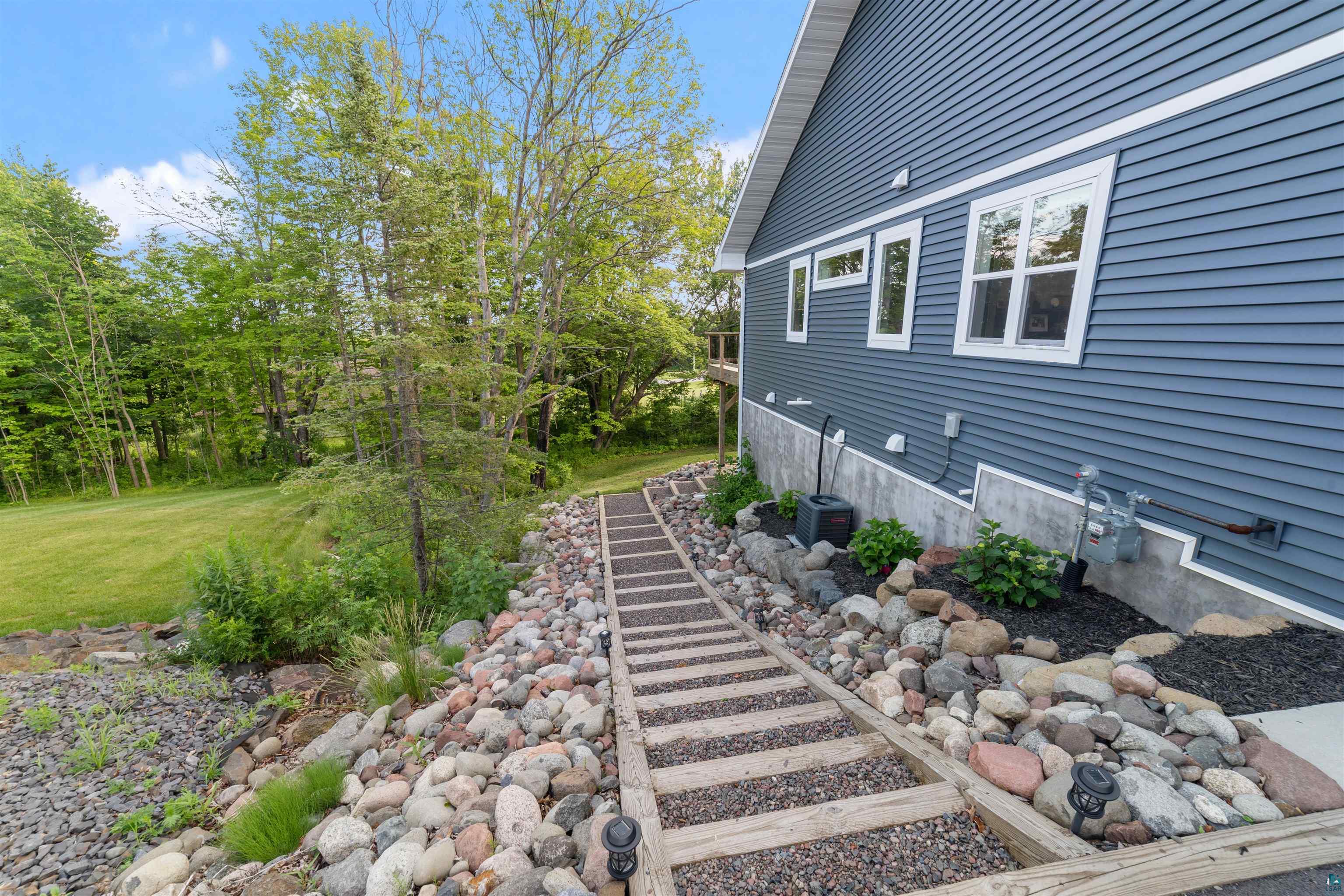 3959 Peyton Ln, Hermantown, MN 55811 Listing Photo  16
