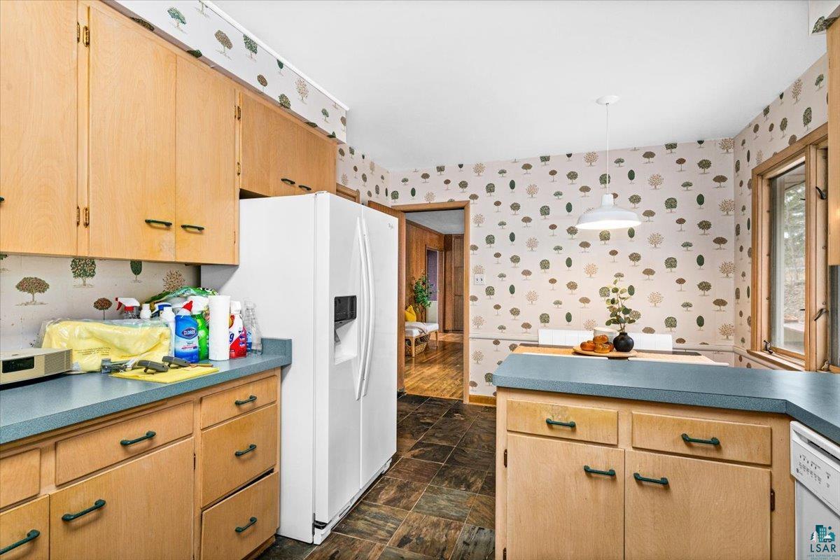 3621 E Superior St, Duluth, MN 55804 Listing Photo  13