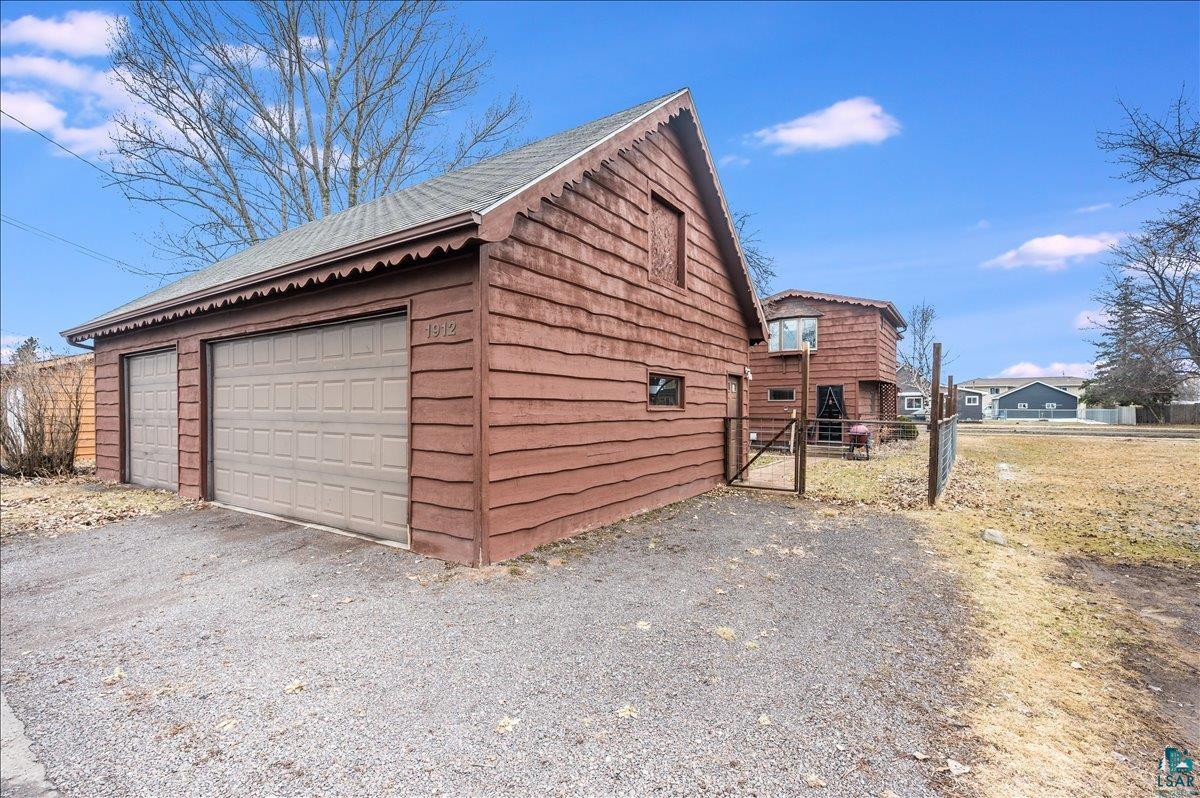 1912 E 3rd St, Superior, WI 54880 Listing Photo  14