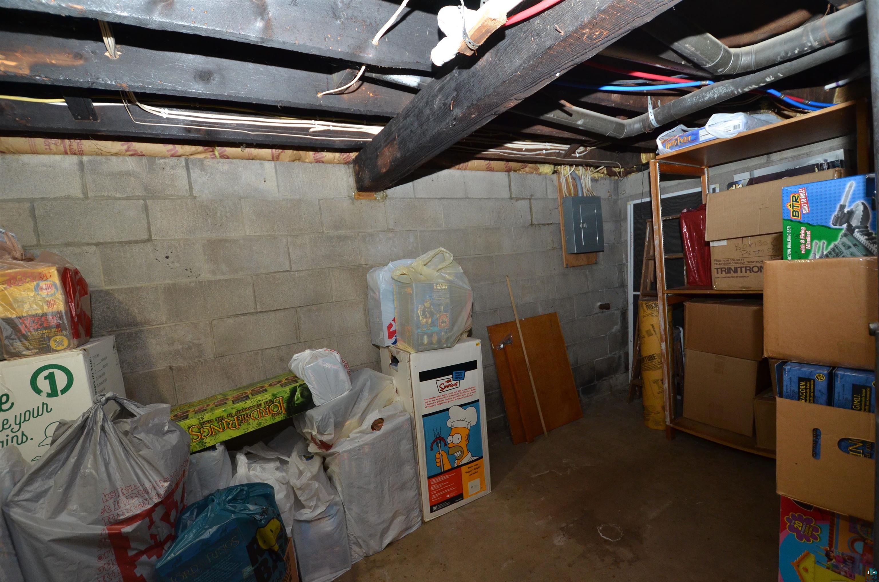1026 E 3rd St, Duluth, MN 55805 Listing Photo  16