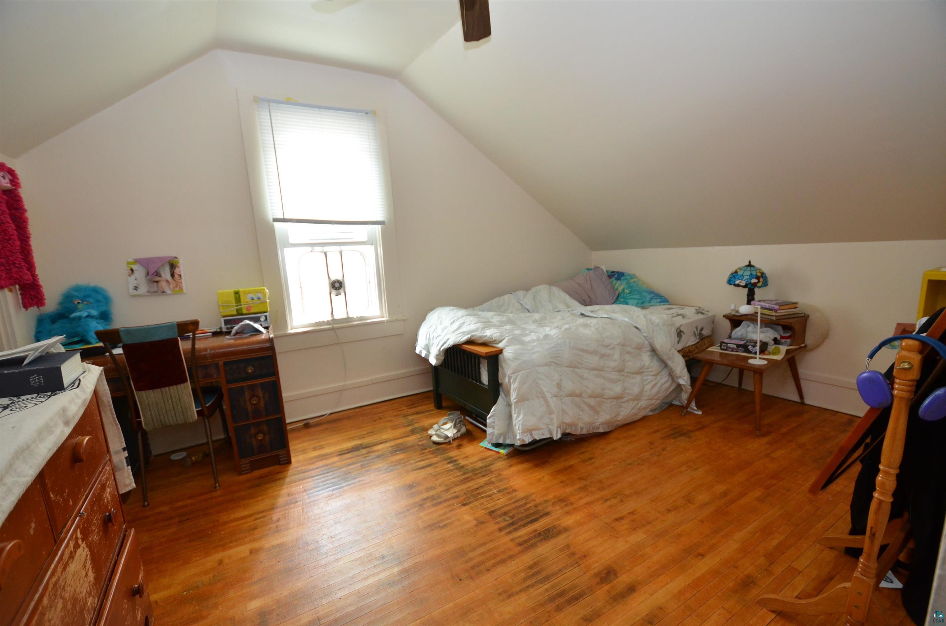1026 E 3rd St, Duluth, MN 55805 Listing Photo  21