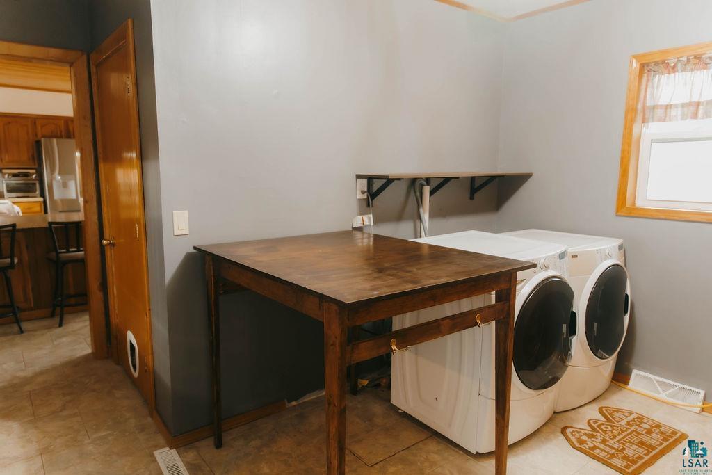 423 13th St, Cloquet, MN 55720 Listing Photo  8