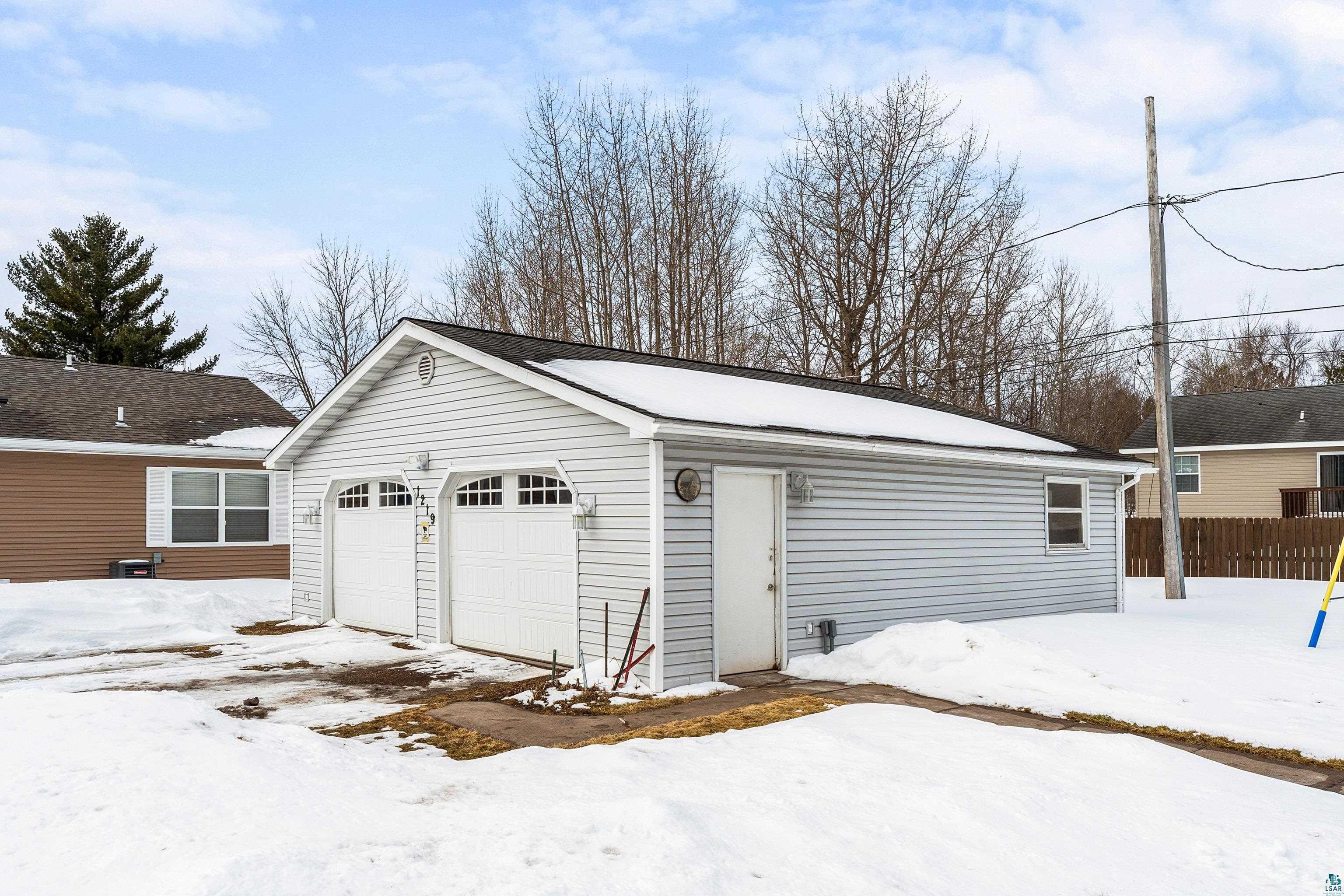 1219 96th Ave W, Duluth, MN 55808 Listing Photo  3