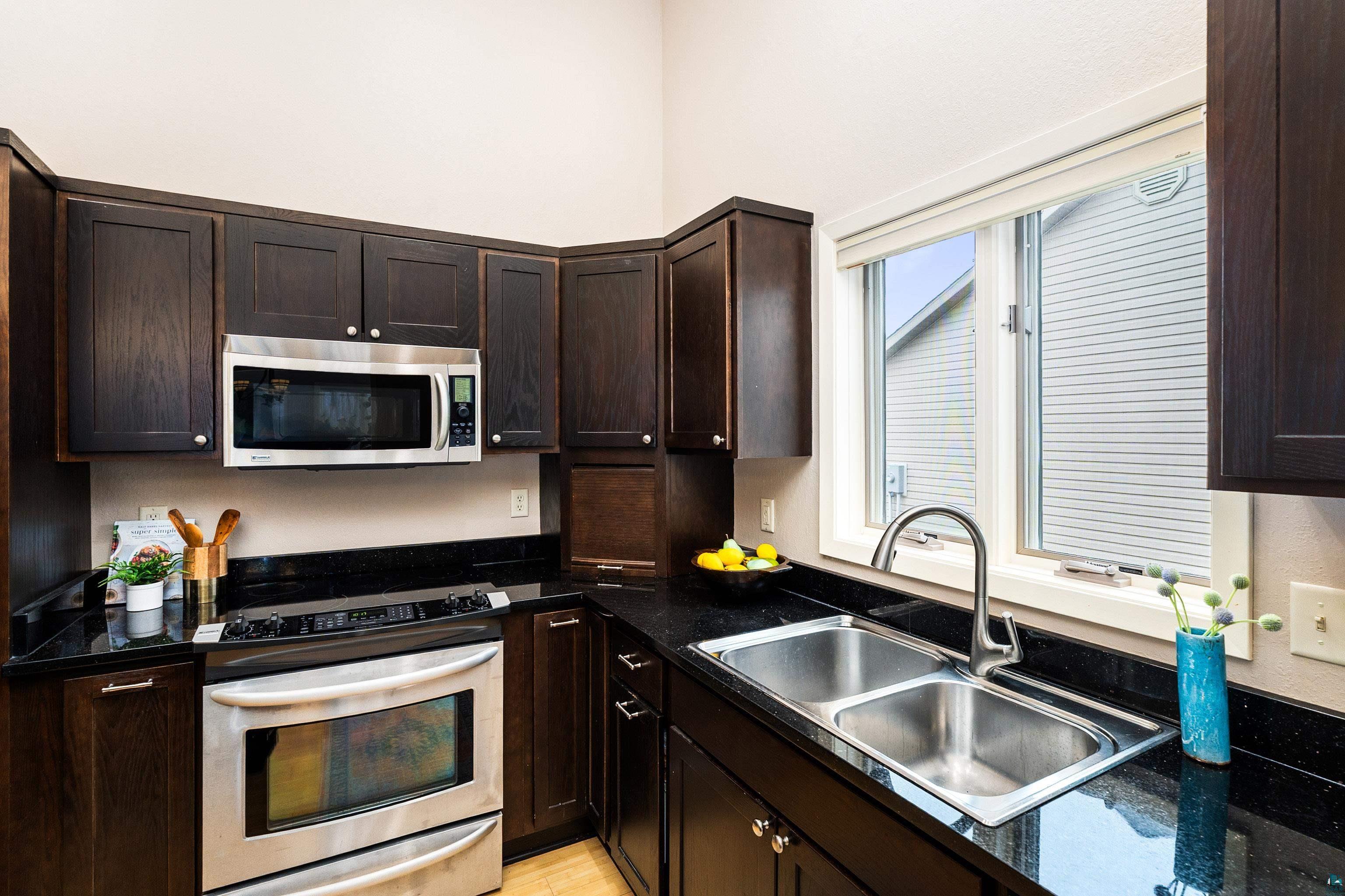 1113 Butternut Ave, #1113, Duluth, MN 55811 Listing Photo  13