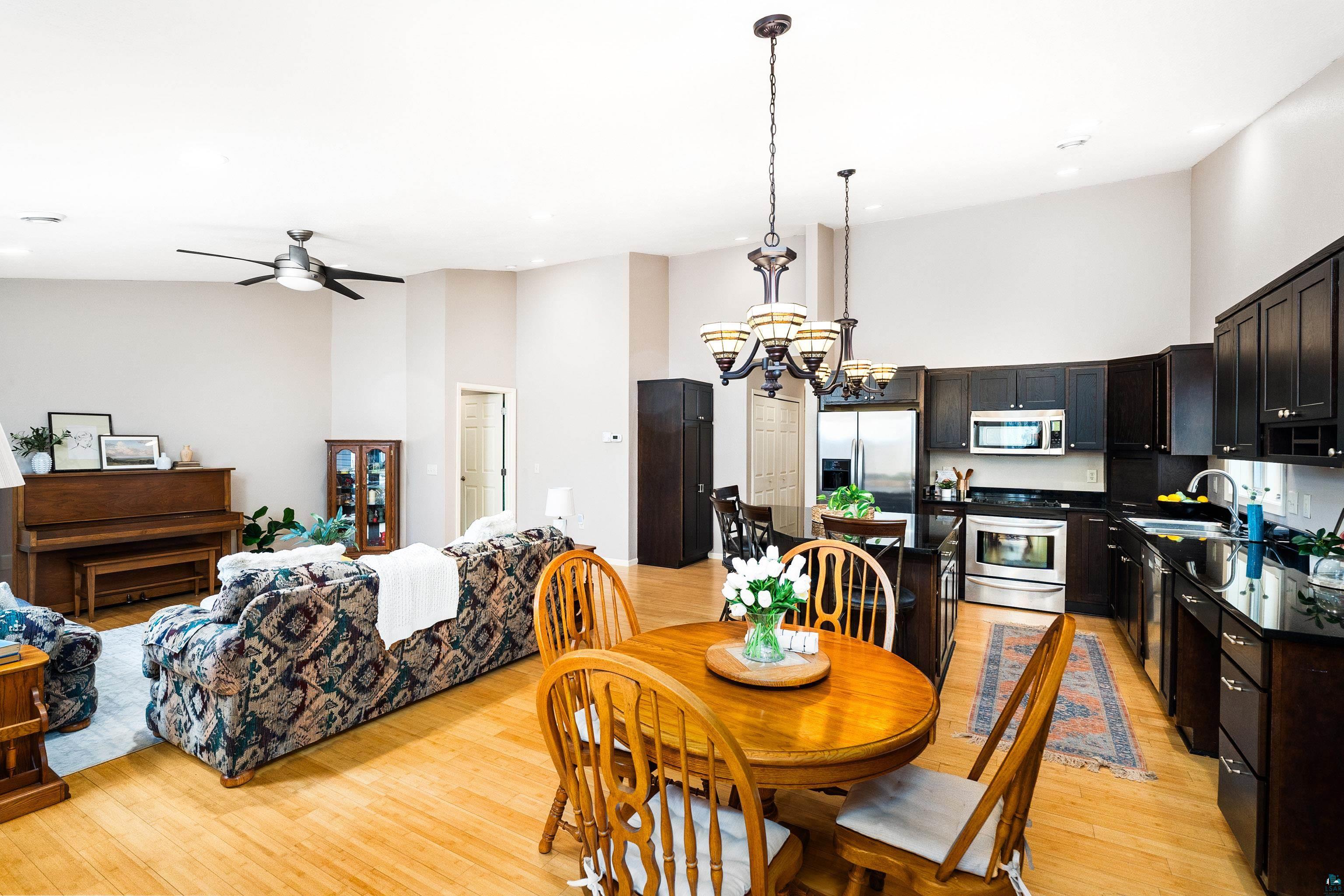 1113 Butternut Ave, #1113, Duluth, MN 55811 Listing Photo  16