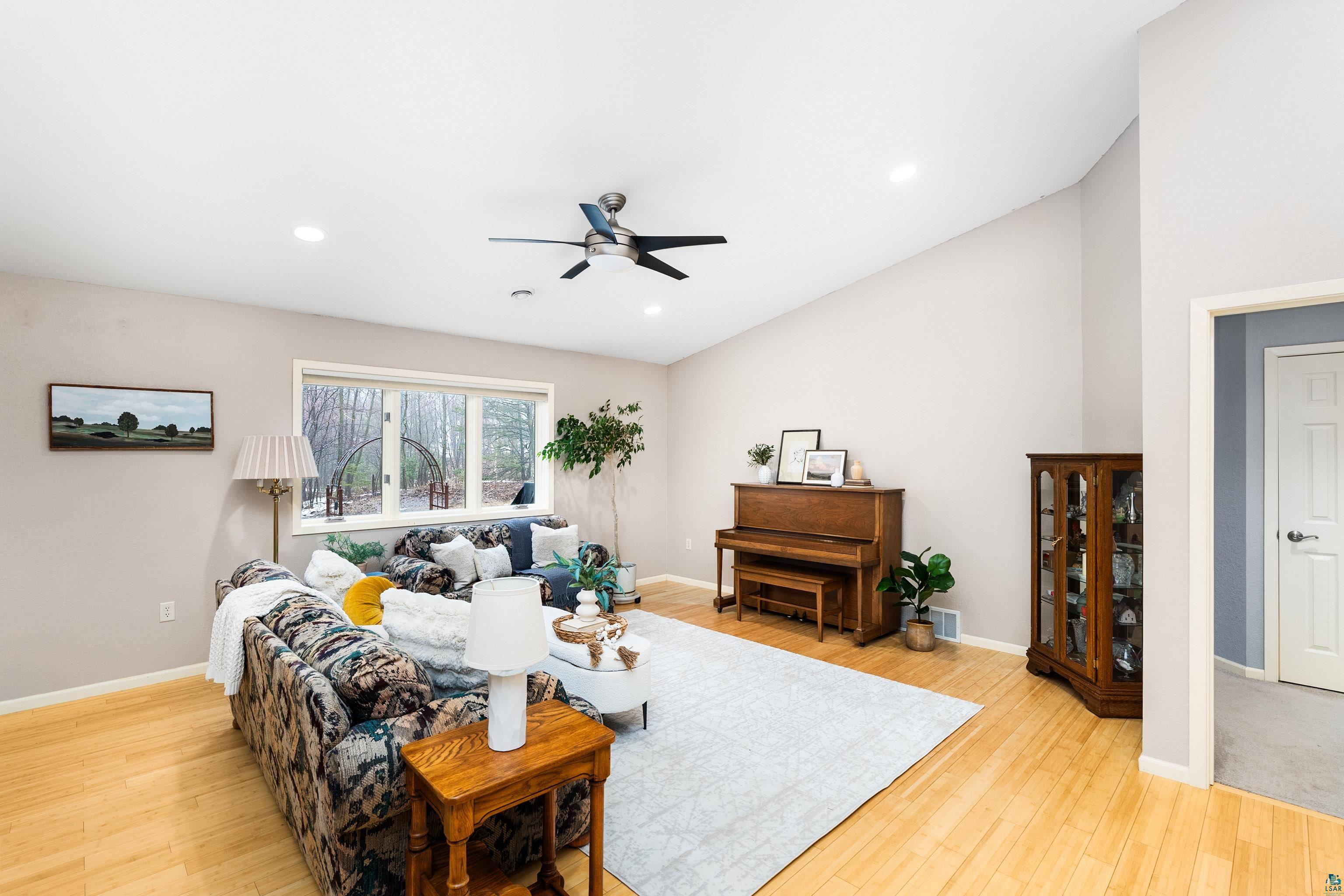 1113 Butternut Ave, #1113, Duluth, MN 55811 Listing Photo  19