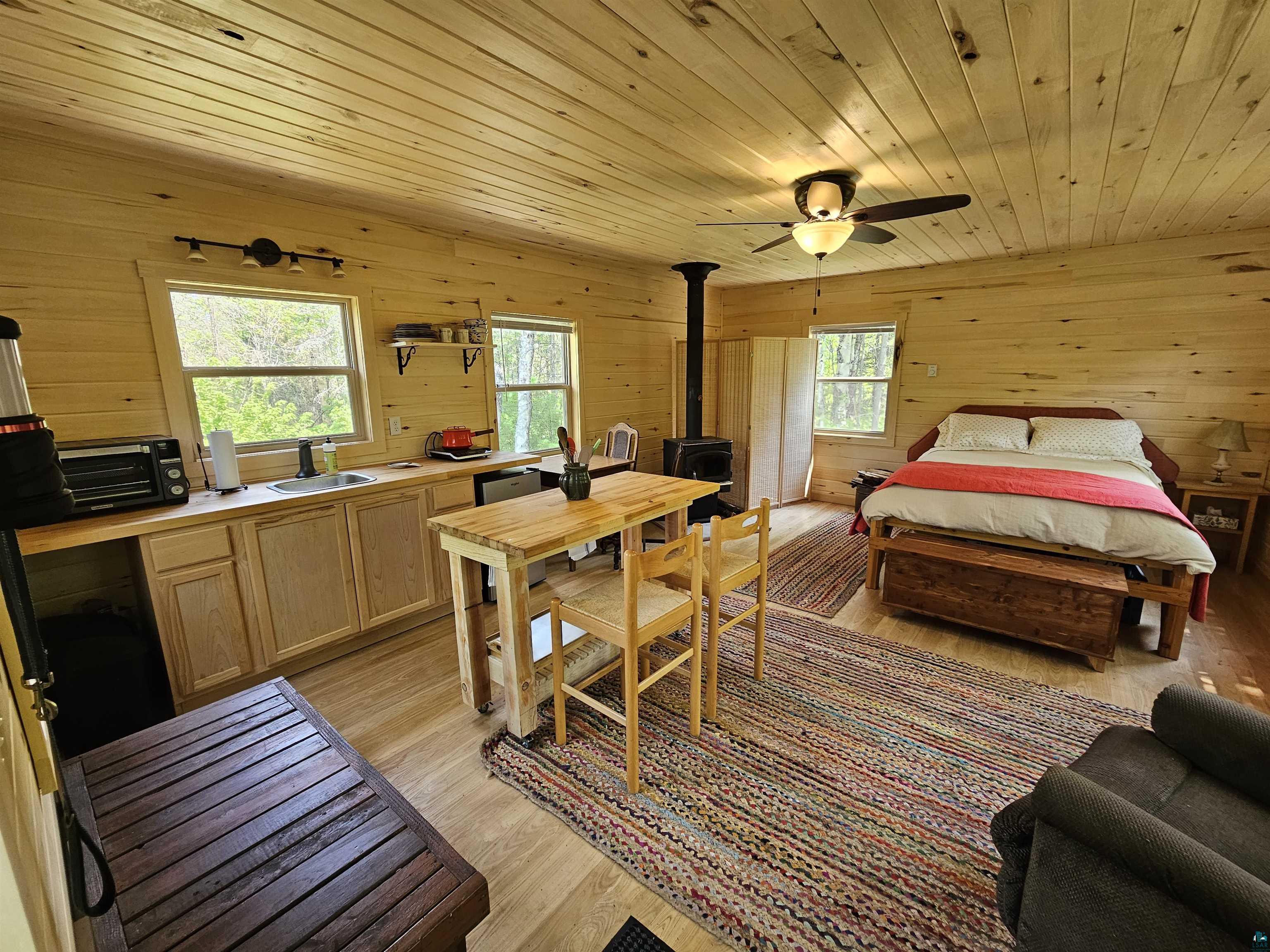 839 Loon Rd, Two Harbors, MN 55616 Listing Photo  2
