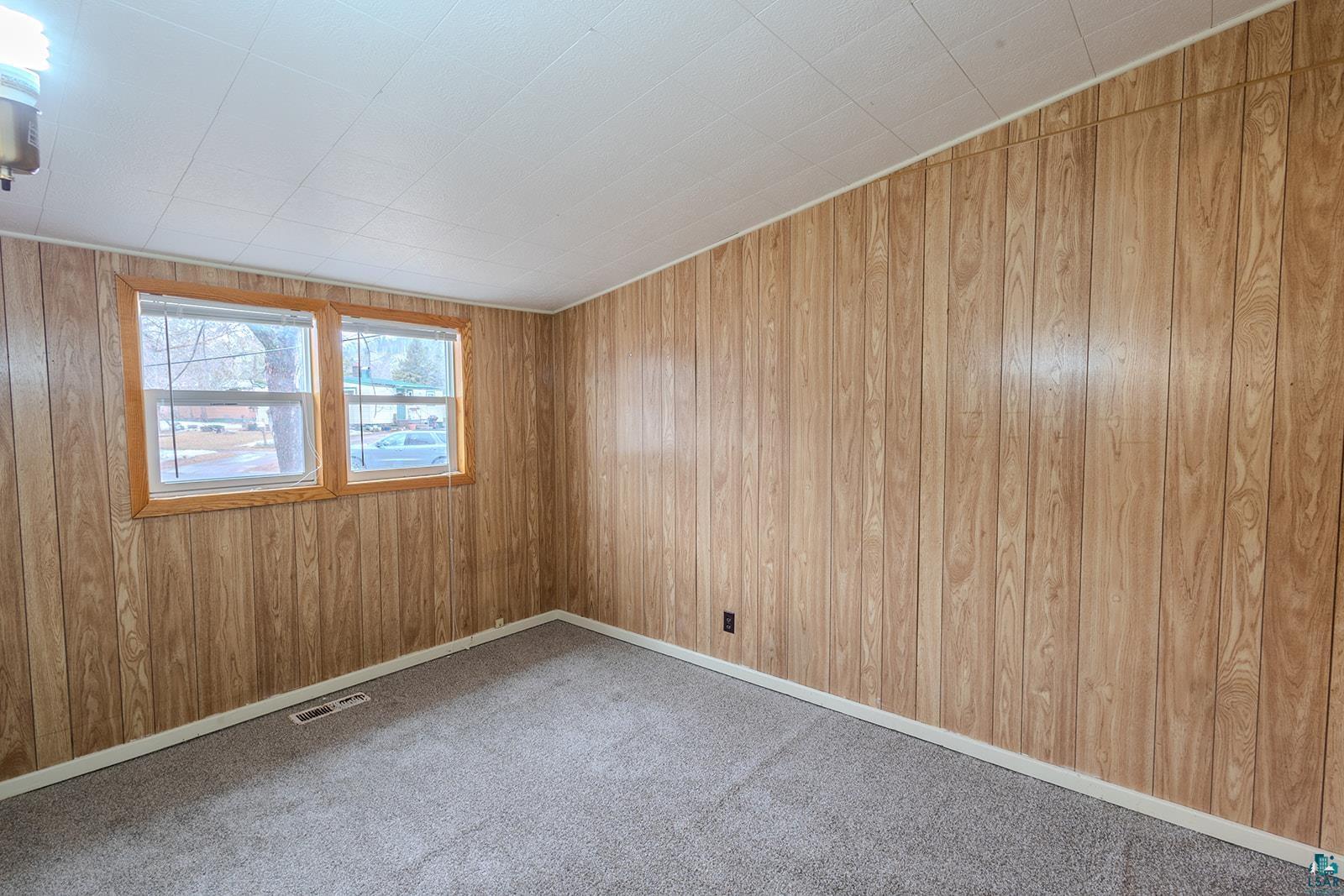 23 Bell Cr, Silver Bay, MN 55614 Listing Photo  12