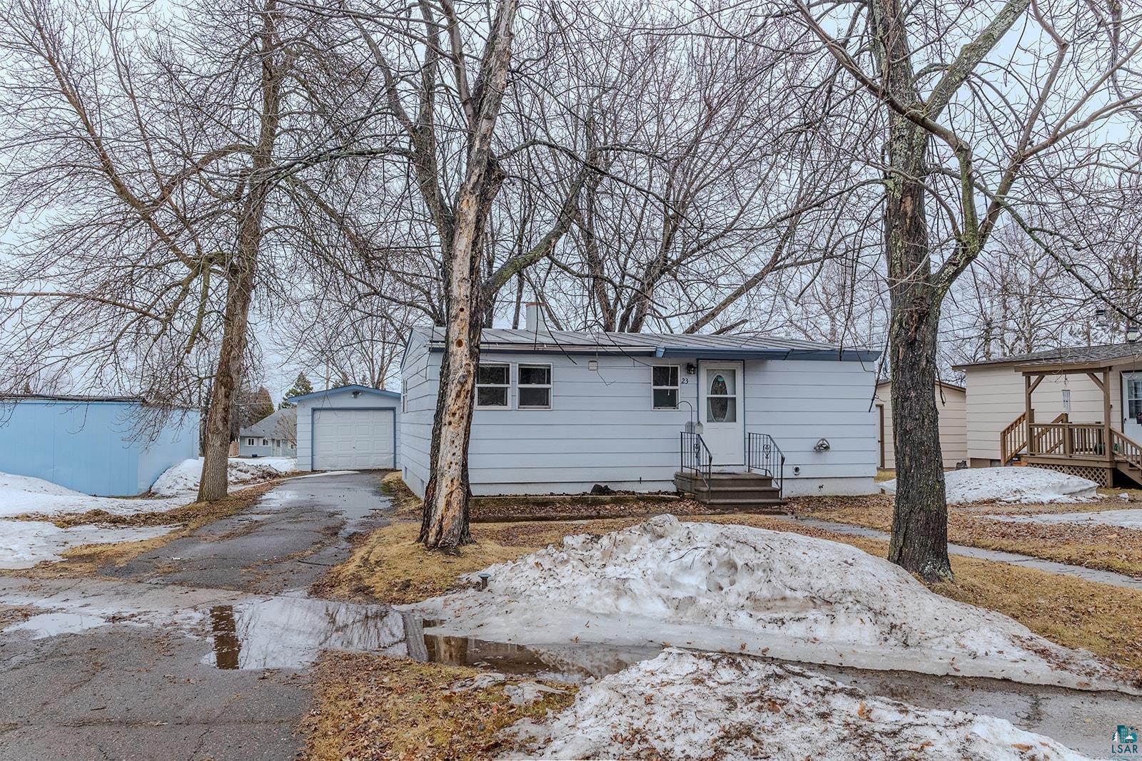 23 Bell Cr, Silver Bay, MN 55614 Listing Photo  4