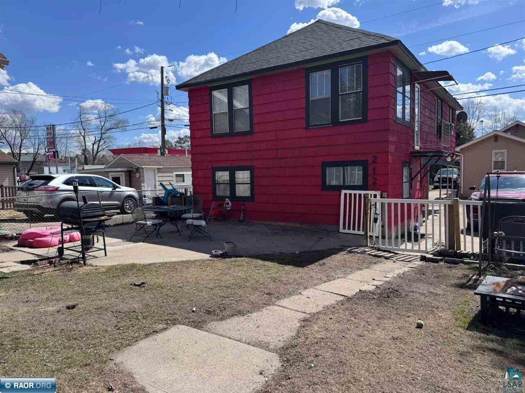 212 S 10th St, Virginia, MN 55792 Listing Photo  2