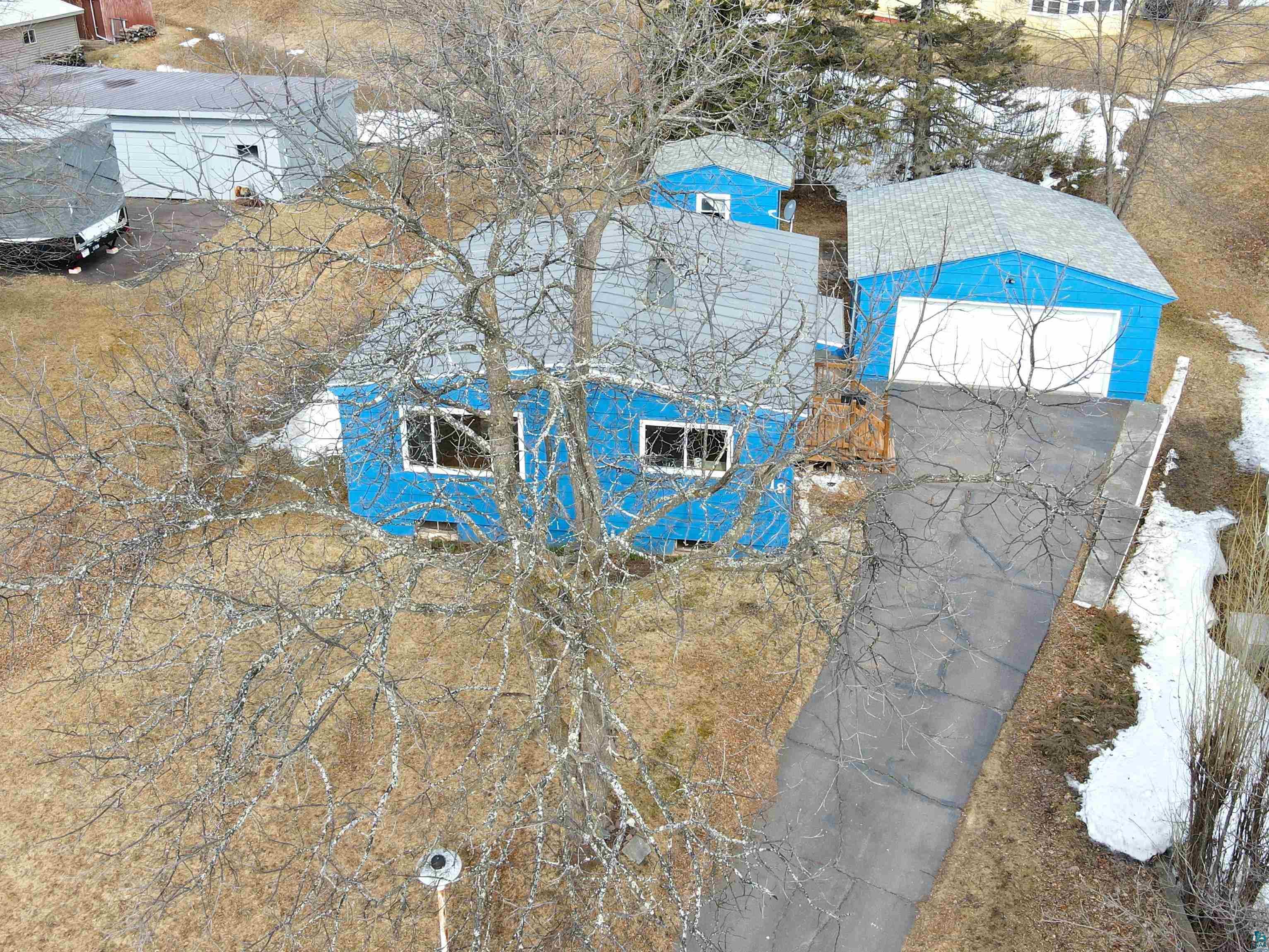18 Banks Blvd, Silver Bay, MN 55614 Listing Photo  2