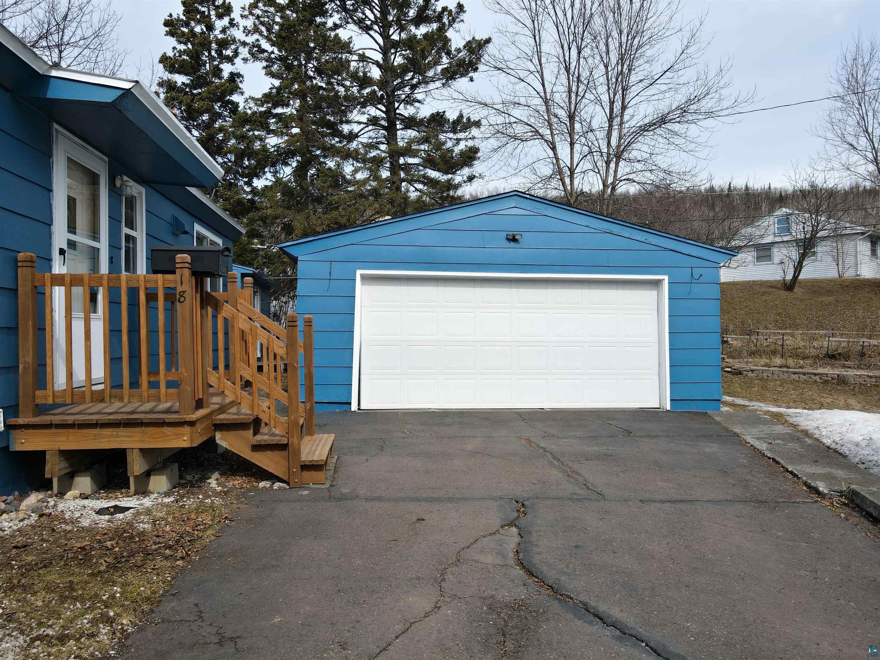 18 Banks Blvd, Silver Bay, MN 55614 Listing Photo  22