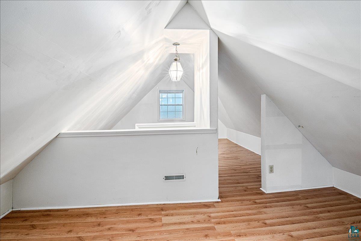 305 N 18 1/2 Ave W, Duluth, MN 55806 Listing Photo  19