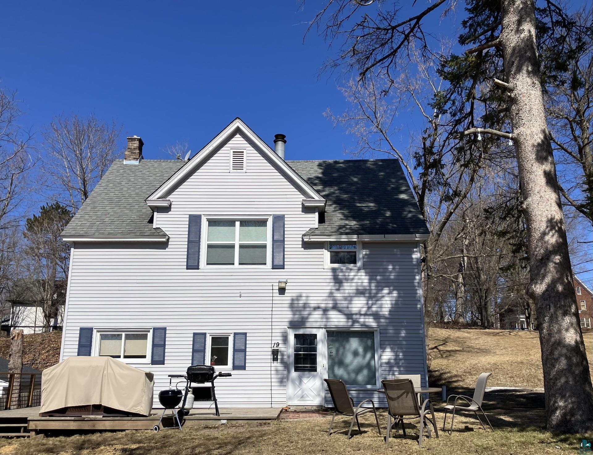 19 E Oxford St, Duluth, MN 55803 Listing Photo  1