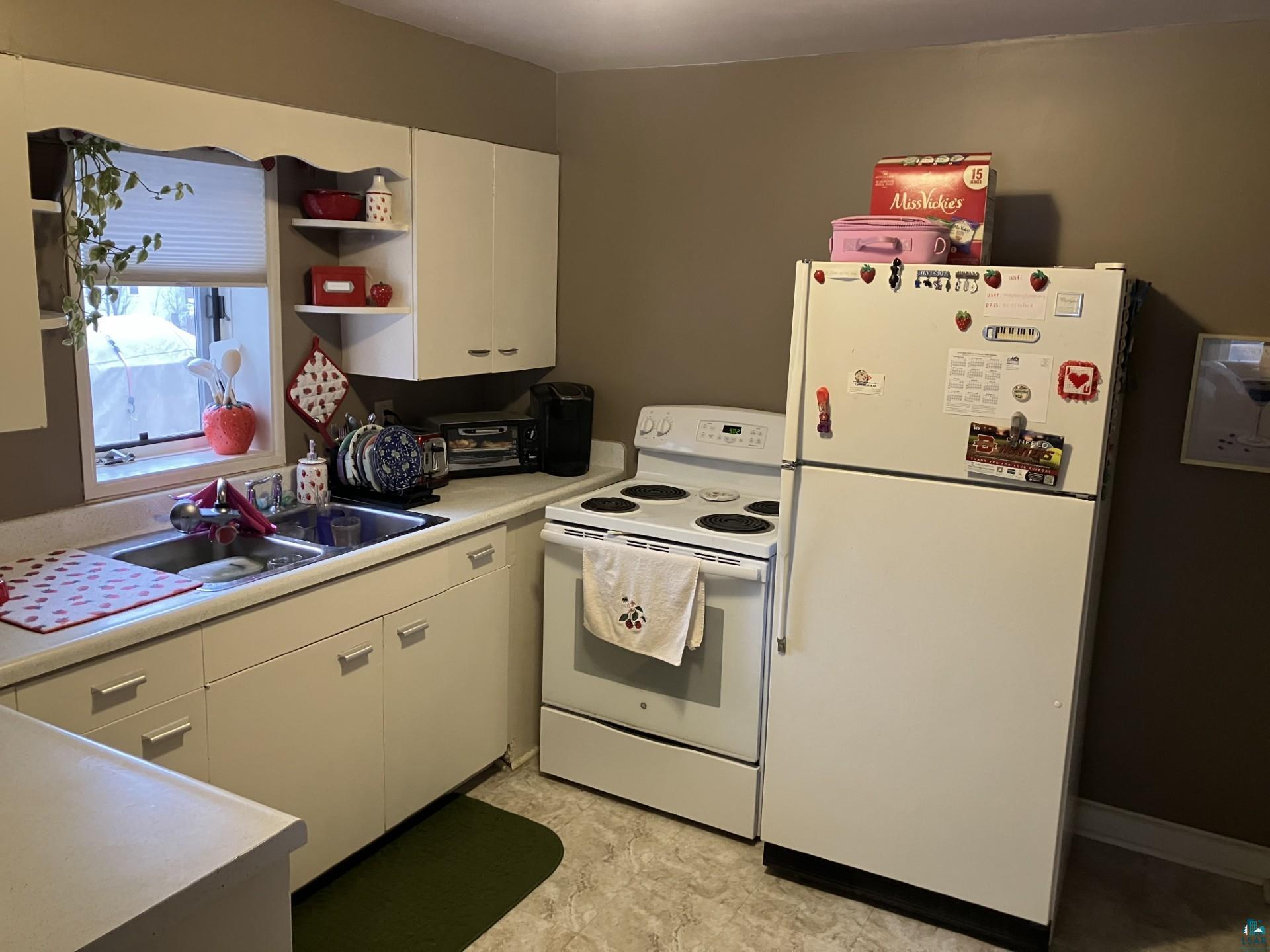 19 E Oxford St, Duluth, MN 55803 Listing Photo  6