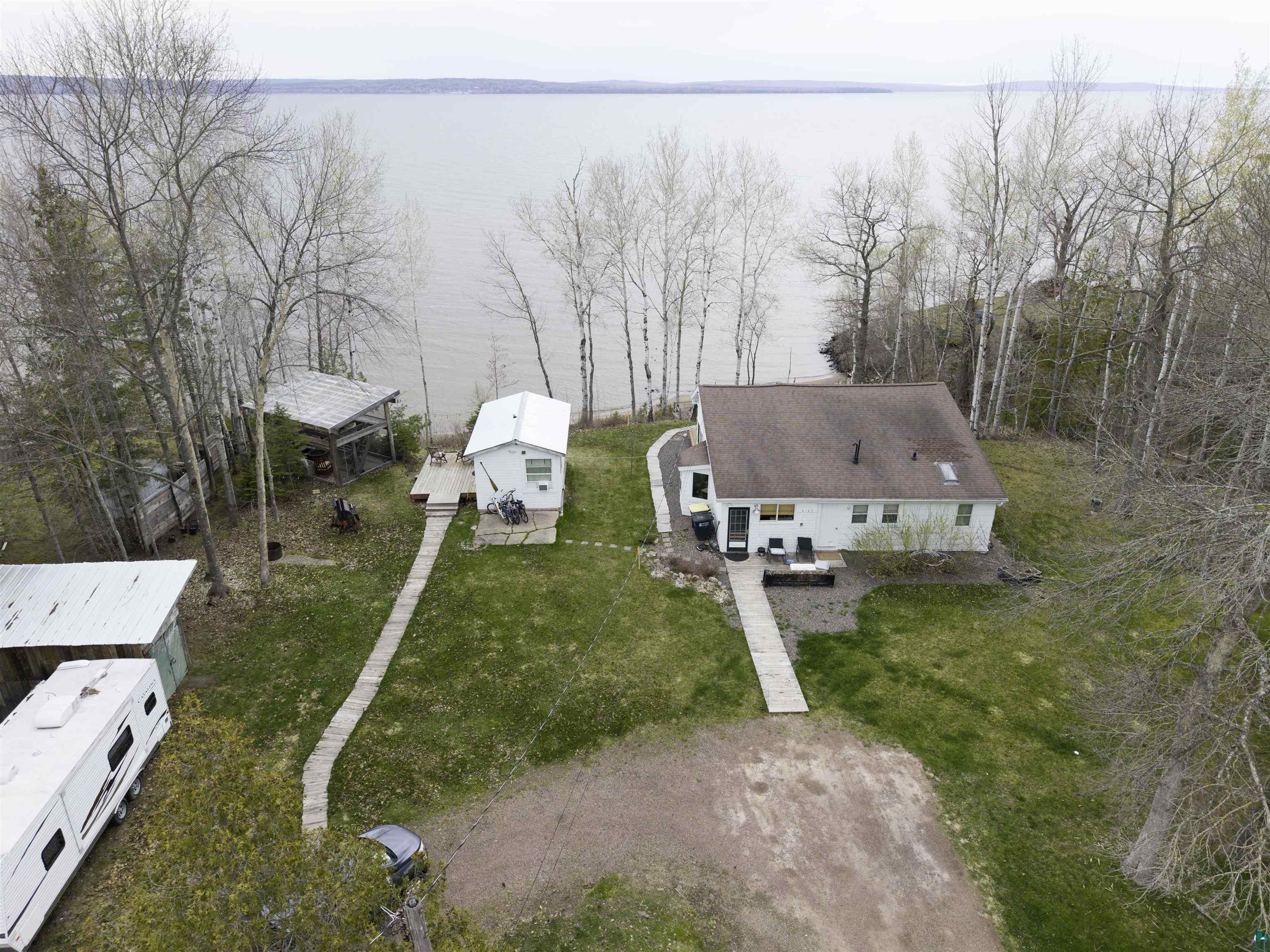 4107b Lake Park Rd, Ashland, WI 54806 Listing Photo  2