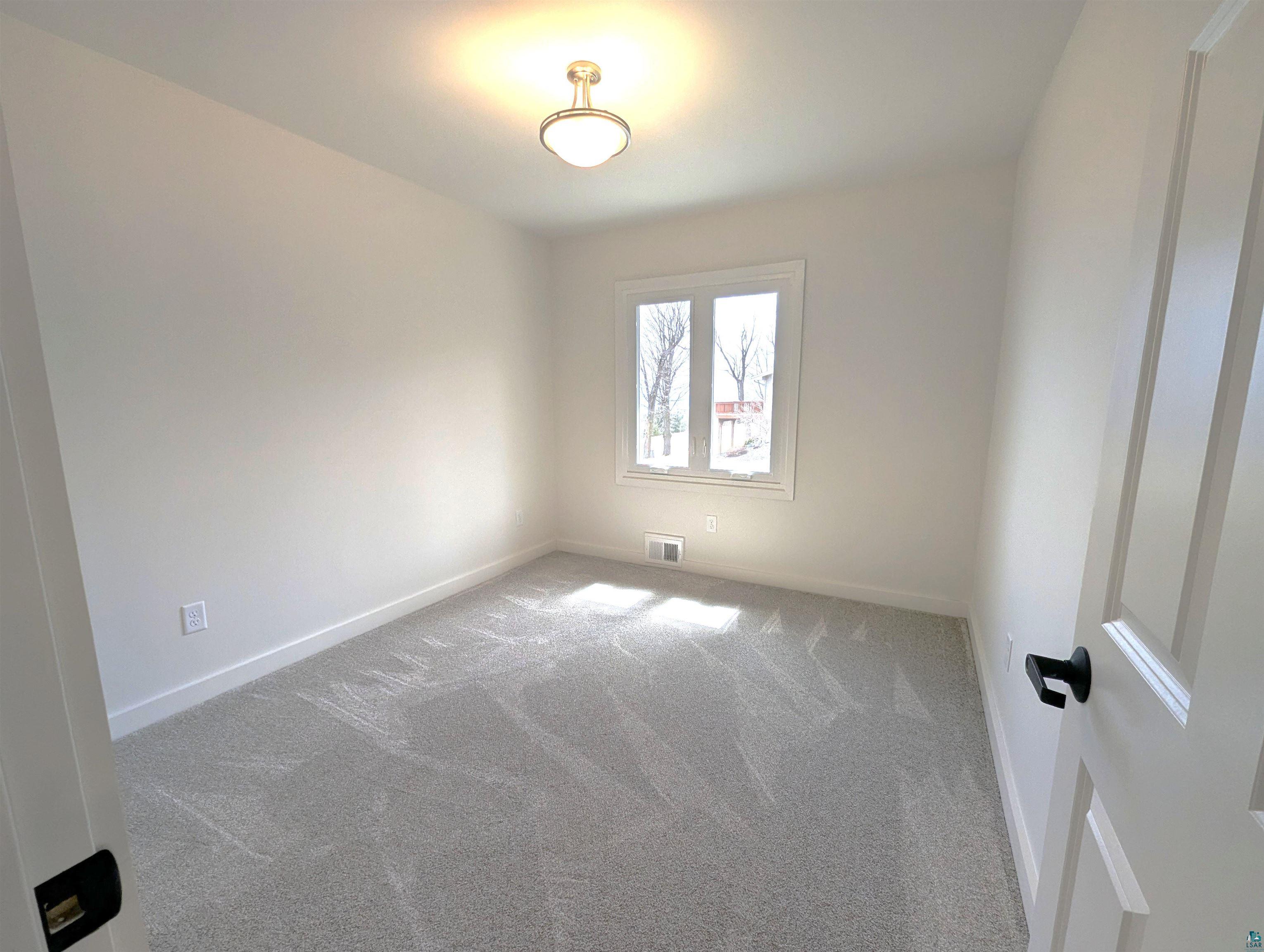 427 Wildwood Dr, #427, Duluth, MN 55811 Listing Photo  10