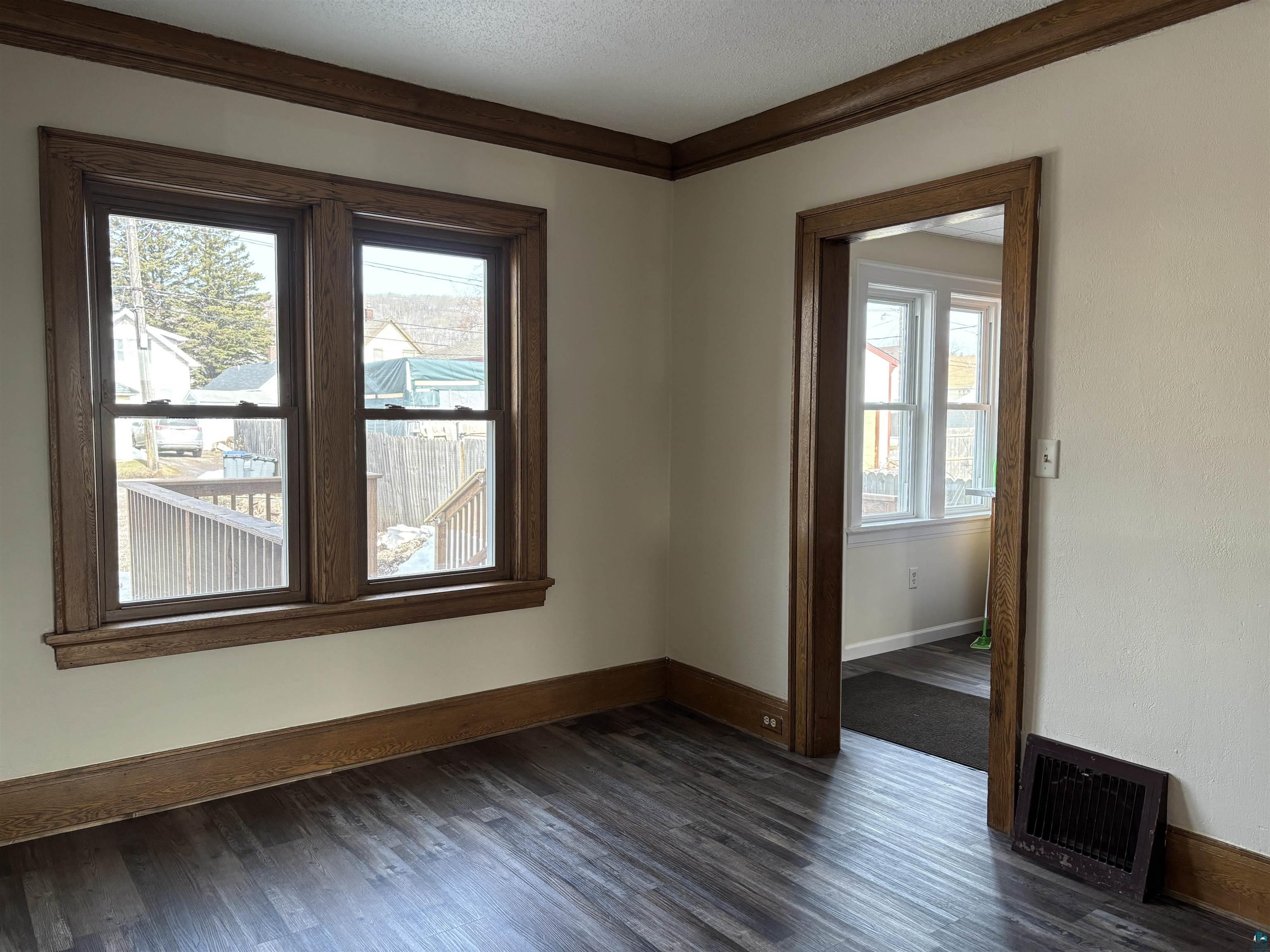3925 Grand Ave, Duluth, MN 55806 Listing Photo  11
