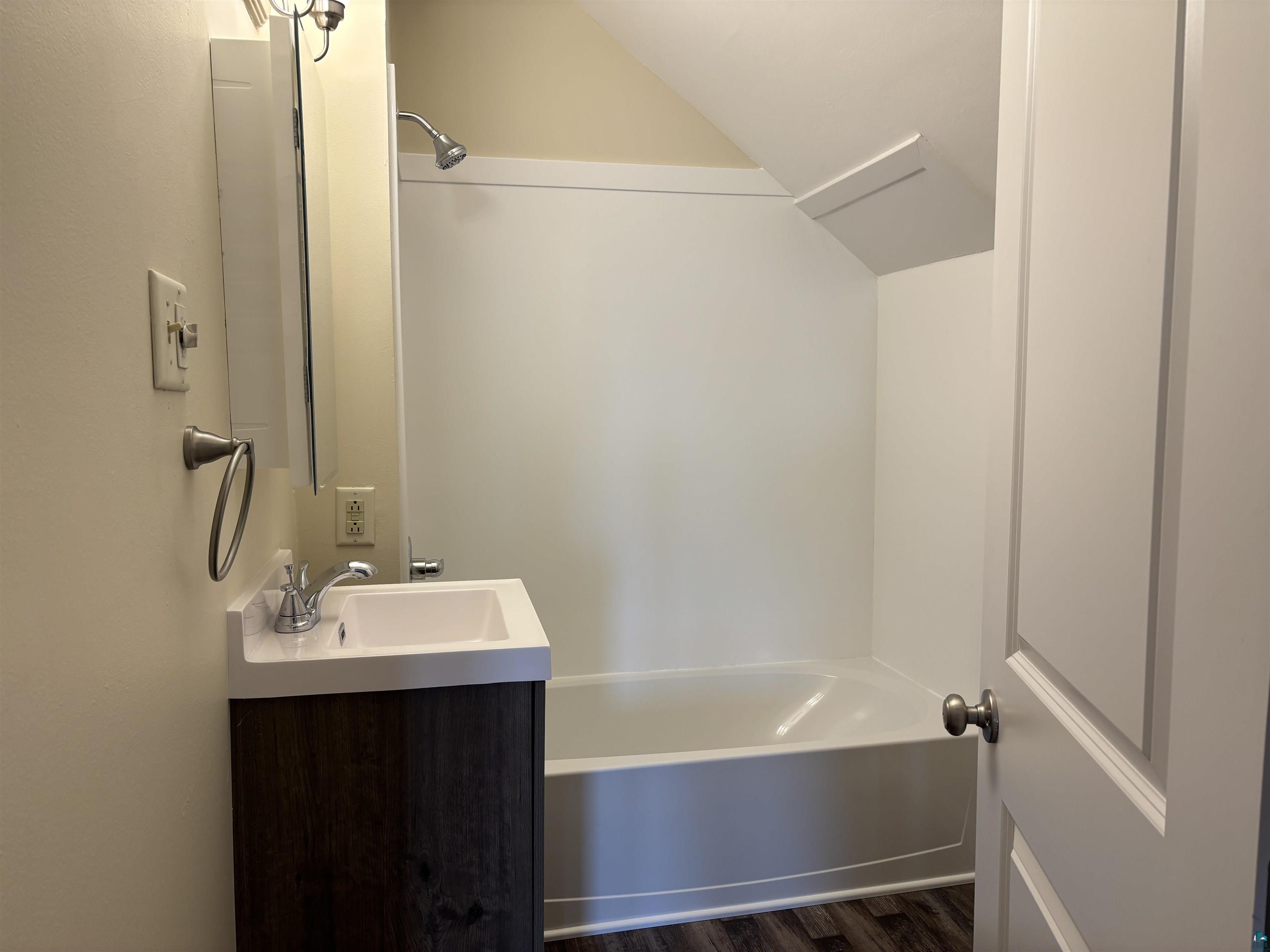 3925 Grand Ave, Duluth, MN 55806 Listing Photo  22