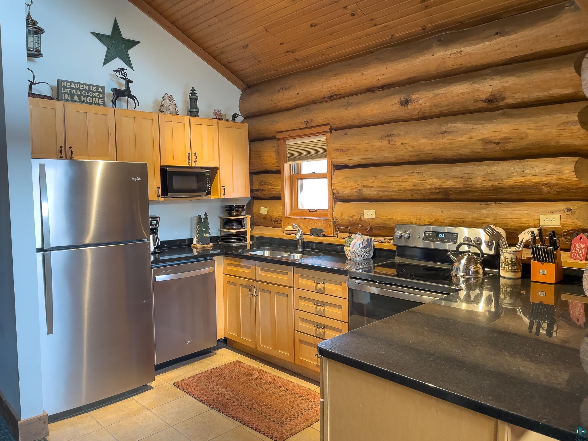 2826 Hwy 61 E, #502, Two Harbors, MN 55616 Listing Photo  15