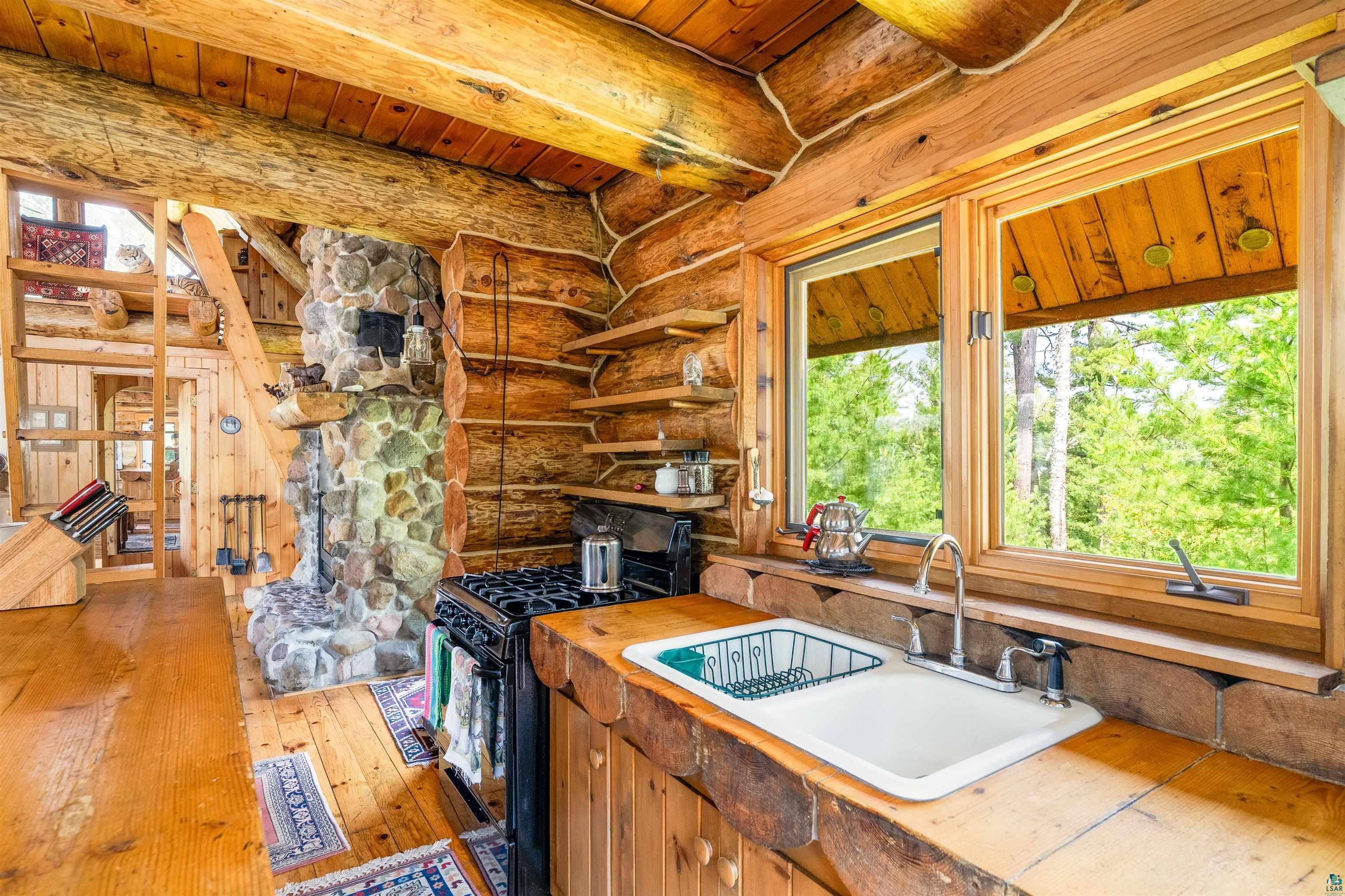 92 Erickson Trl, Tofte, MN 55615 Listing Photo  19