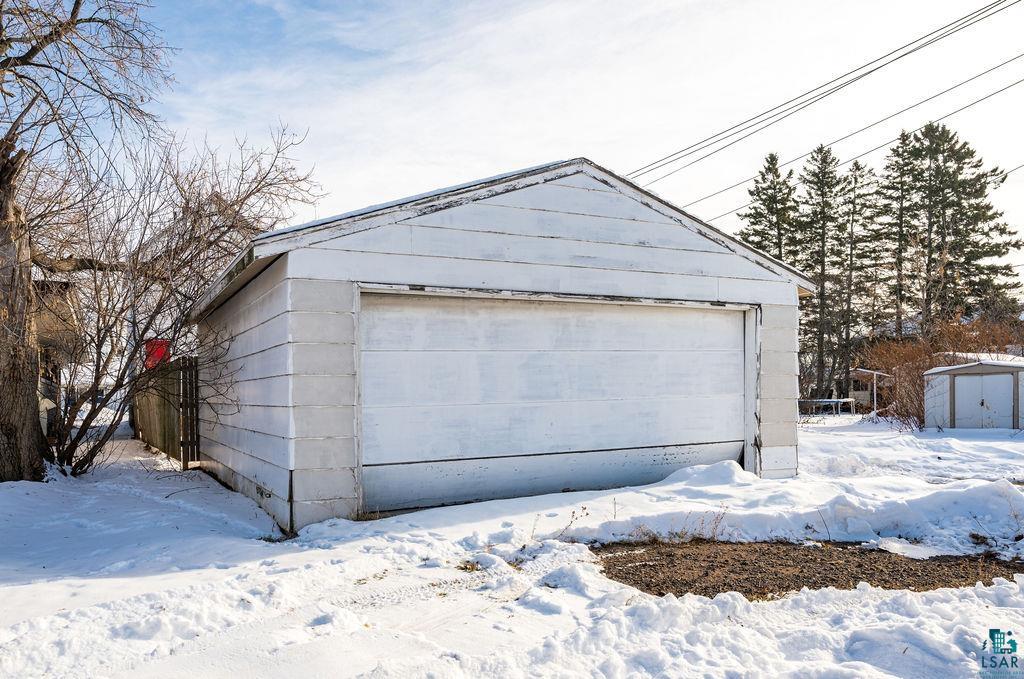 605 Weeks Ave, Superior, WI 54880 Listing Photo  18