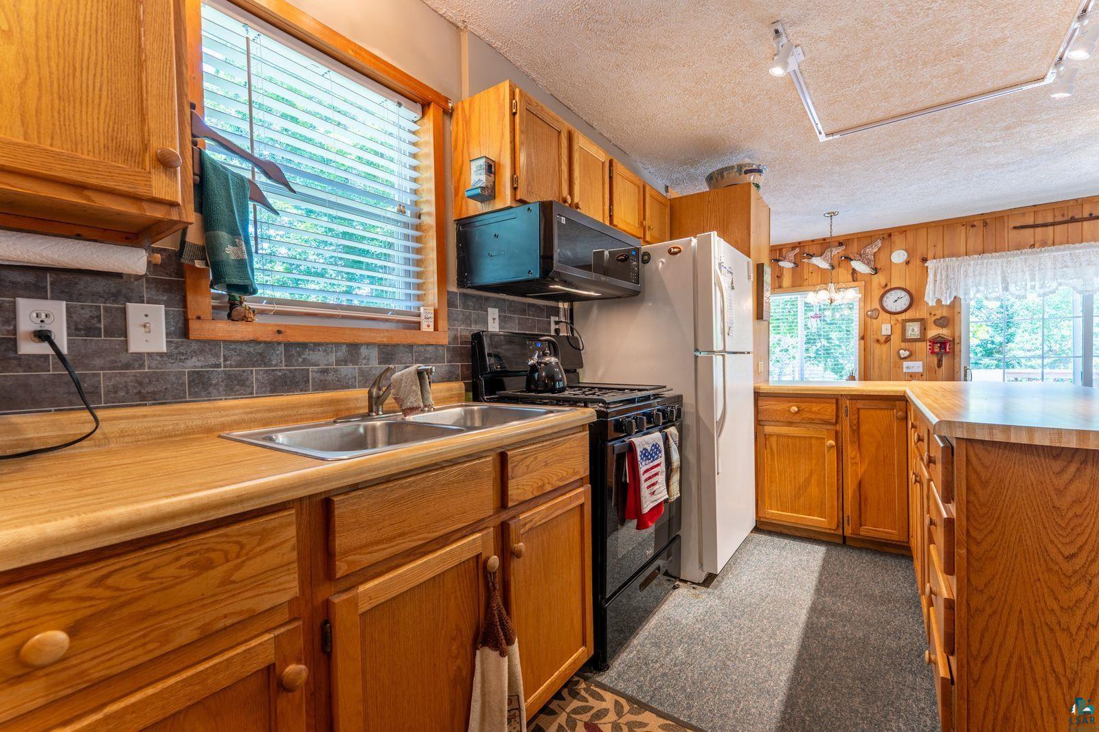 3609 Fectos Rd, Tower, MN 55790 Listing Photo  8