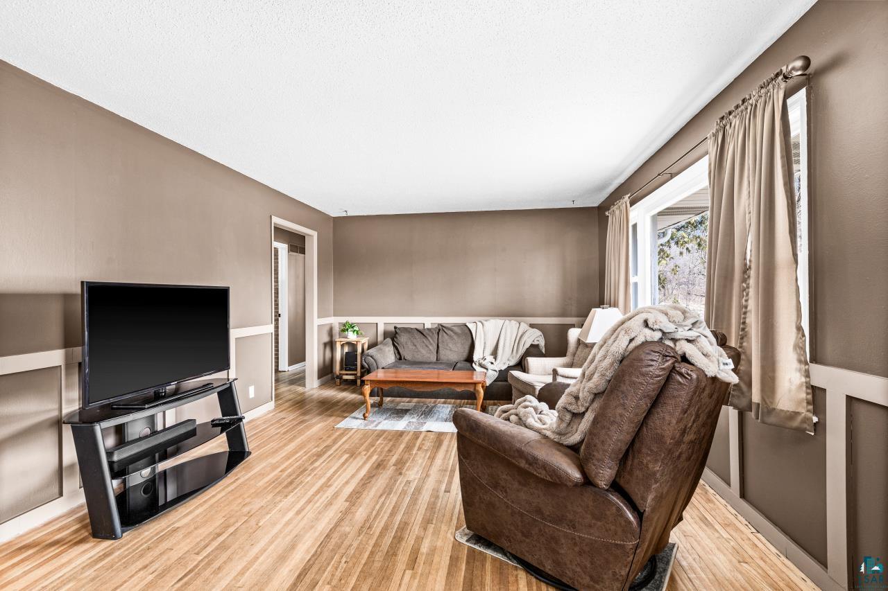 301 St. Paul Ave, Duluth, MN 55803 Listing Photo  19