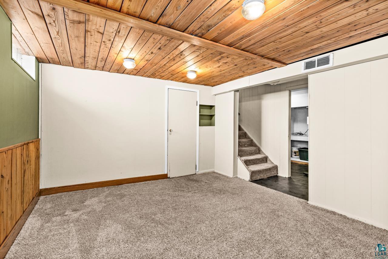 301 St. Paul Ave, Duluth, MN 55803 Listing Photo  32