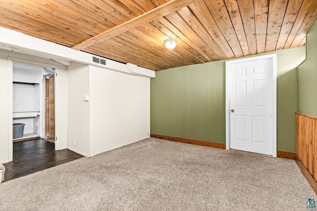 301 St. Paul Ave, Duluth, MN 55803 Listing Photo  33