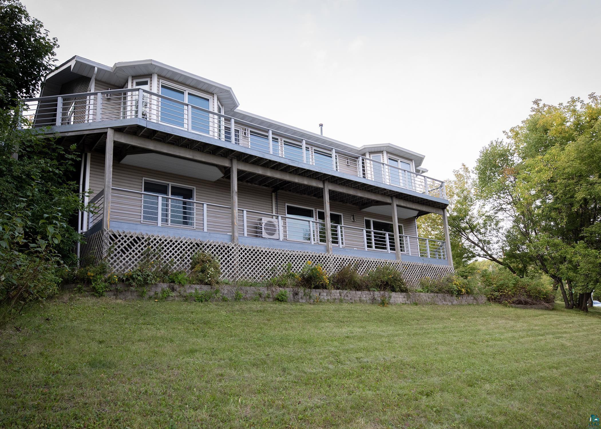 1002 Martha St, Duluth, MN 55805 Listing Photo  2