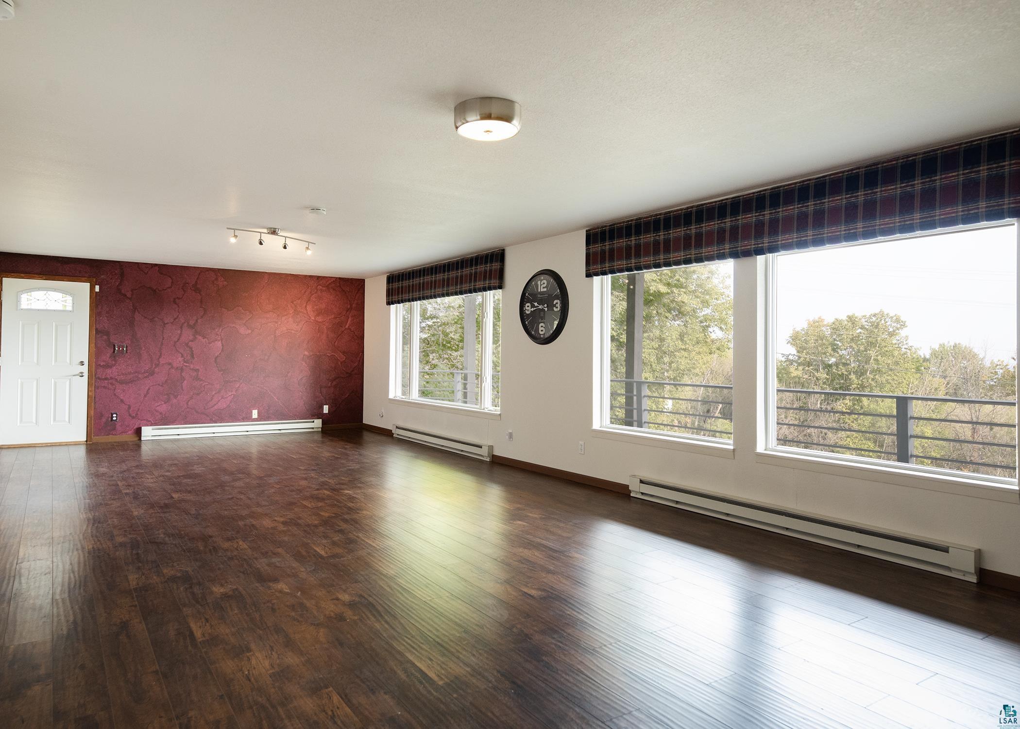 1002 Martha St, Duluth, MN 55805 Listing Photo  21