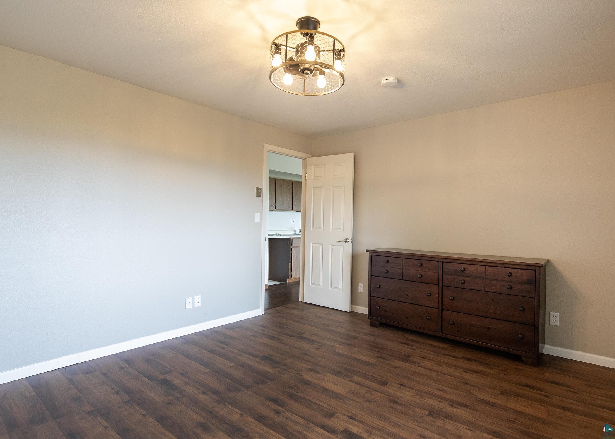 1002 Martha St, Duluth, MN 55805 Listing Photo  28
