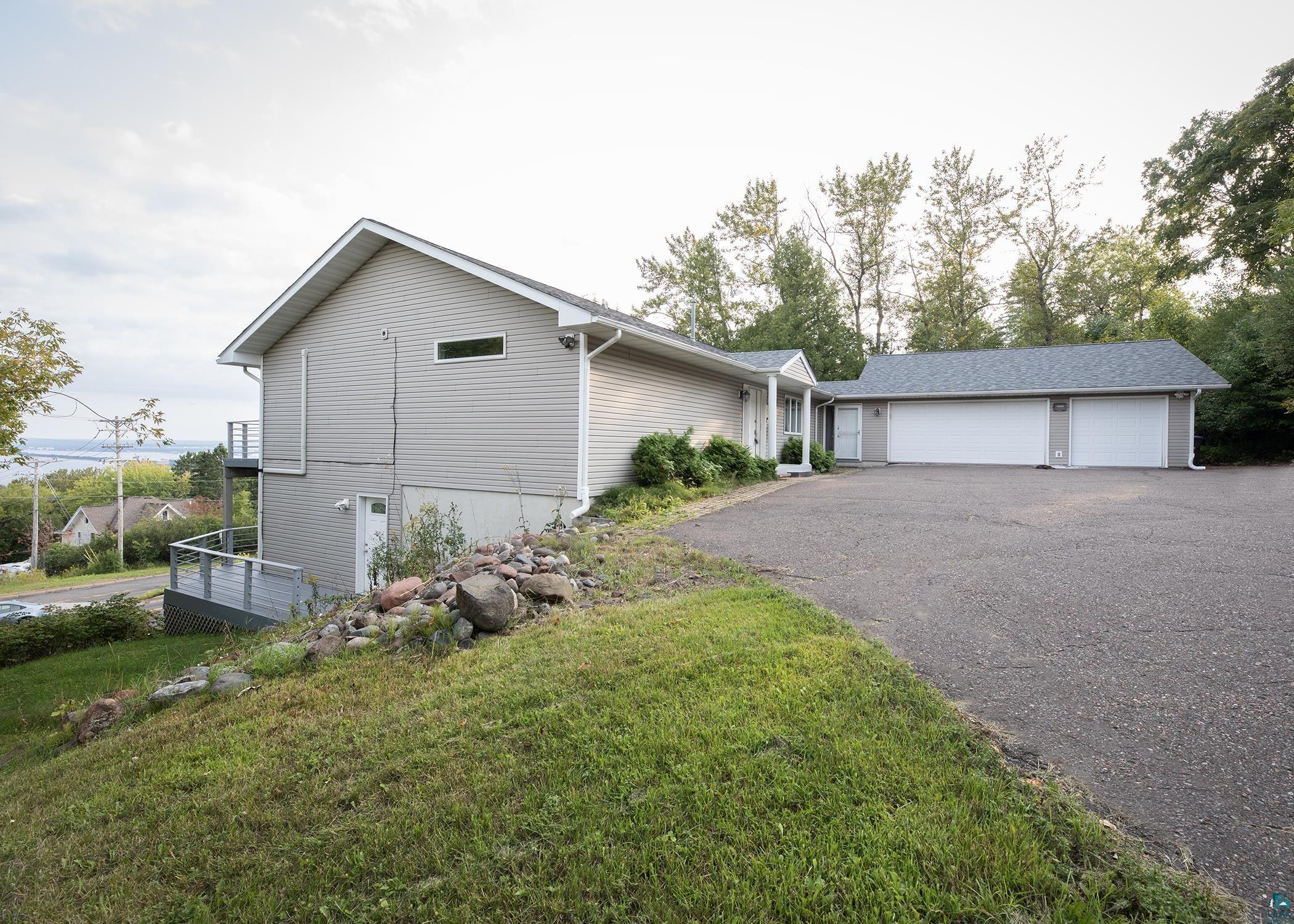 1002 Martha St, Duluth, MN 55805 Listing Photo  4