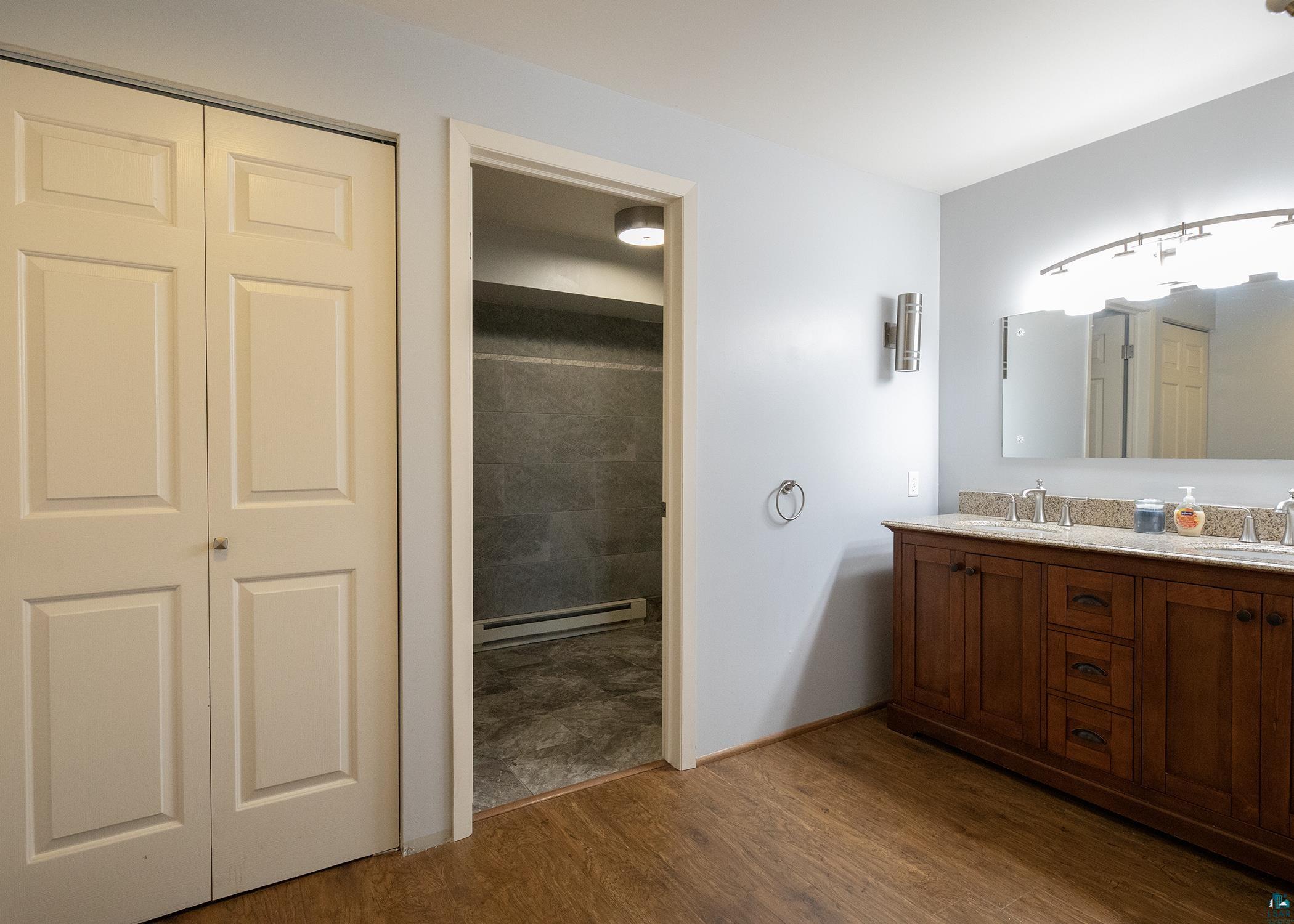 1002 Martha St, Duluth, MN 55805 Listing Photo  35