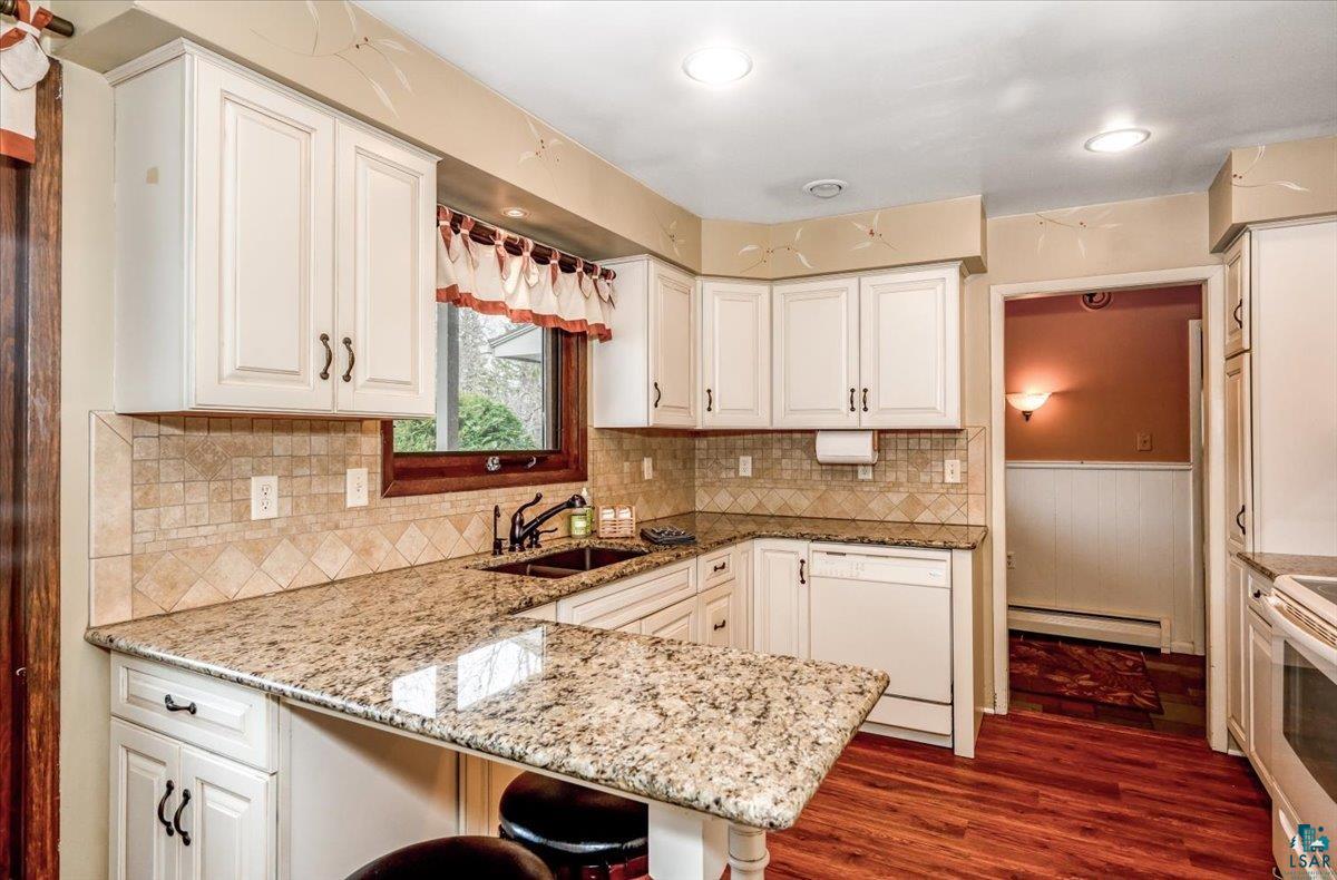 530 W Marble St, Duluth, MN 55811 Listing Photo  9
