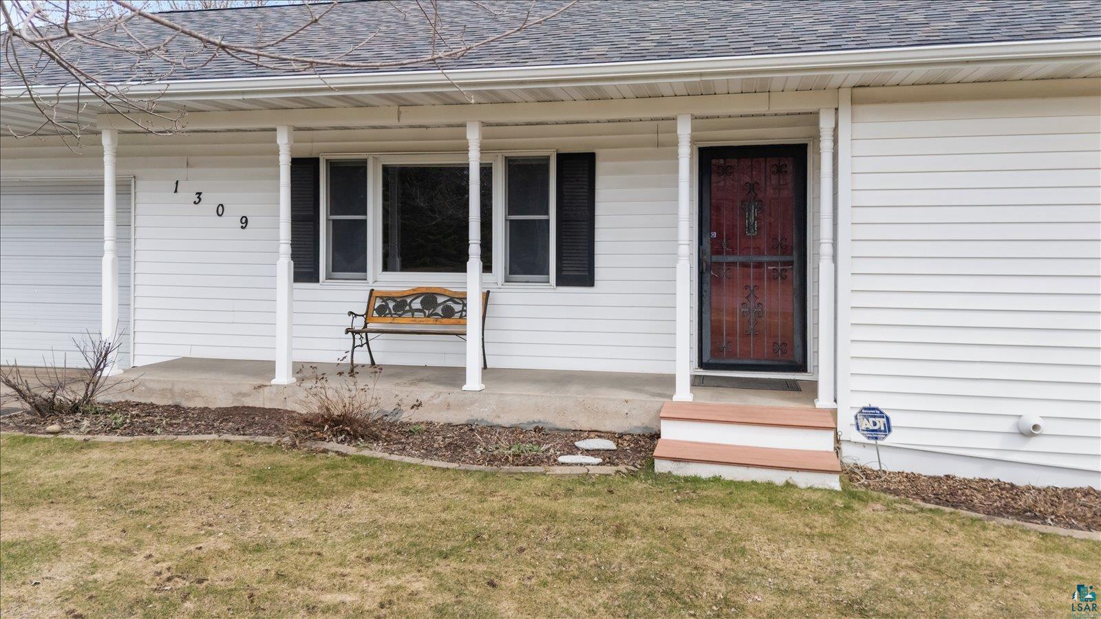 1309 Kenneth Dr, Cloquet, MN 55720 Listing Photo  3
