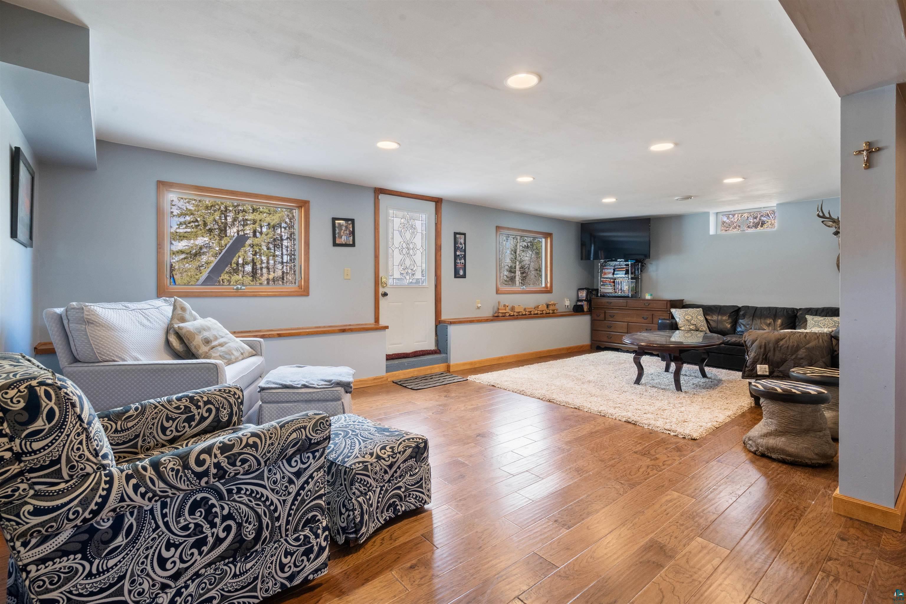 5555 St. Louis River Rd, Hermantown, MN 55810 Listing Photo  17