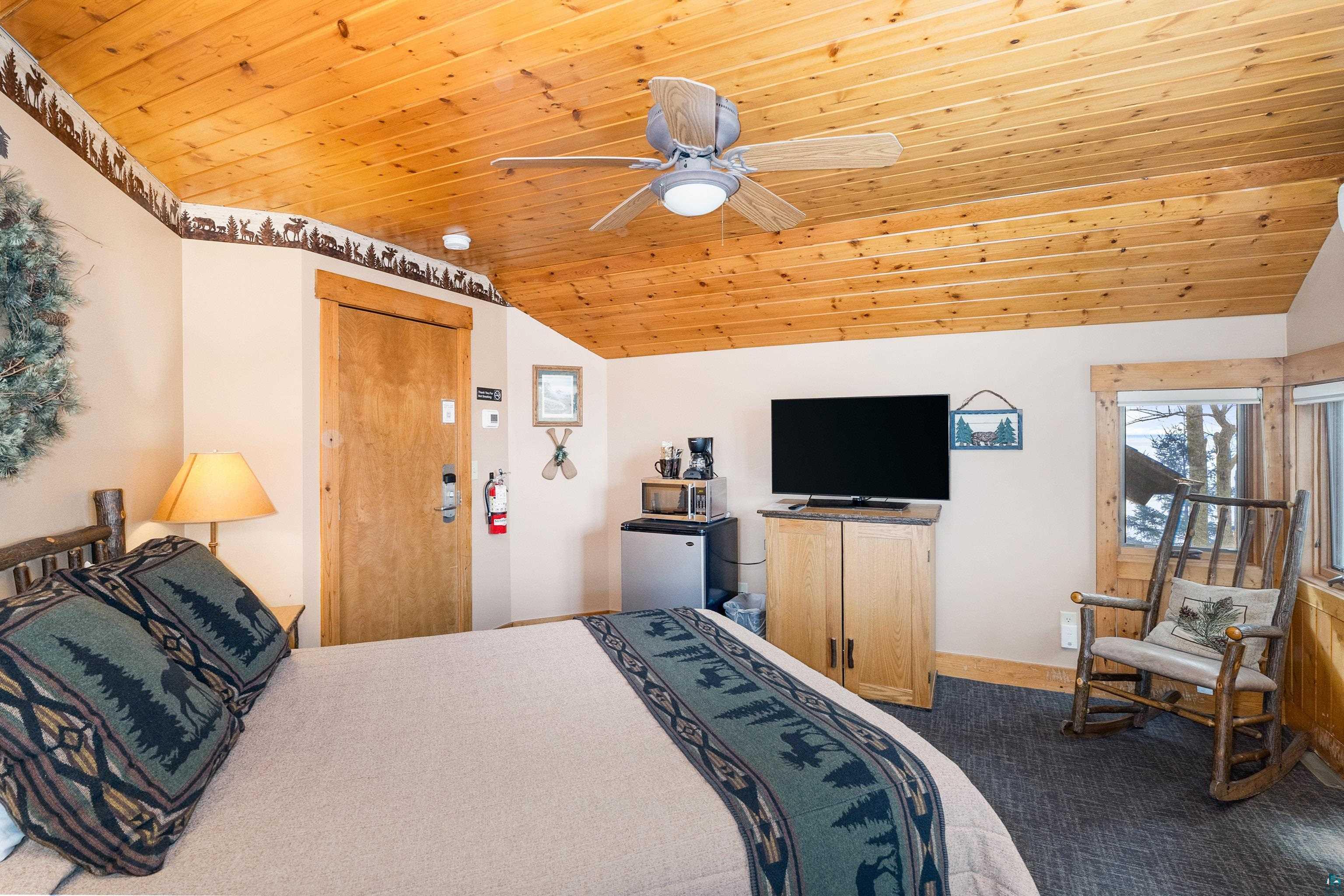 2826 Highway 61, #425, Two Harbors, MN 55616 Listing Photo  46